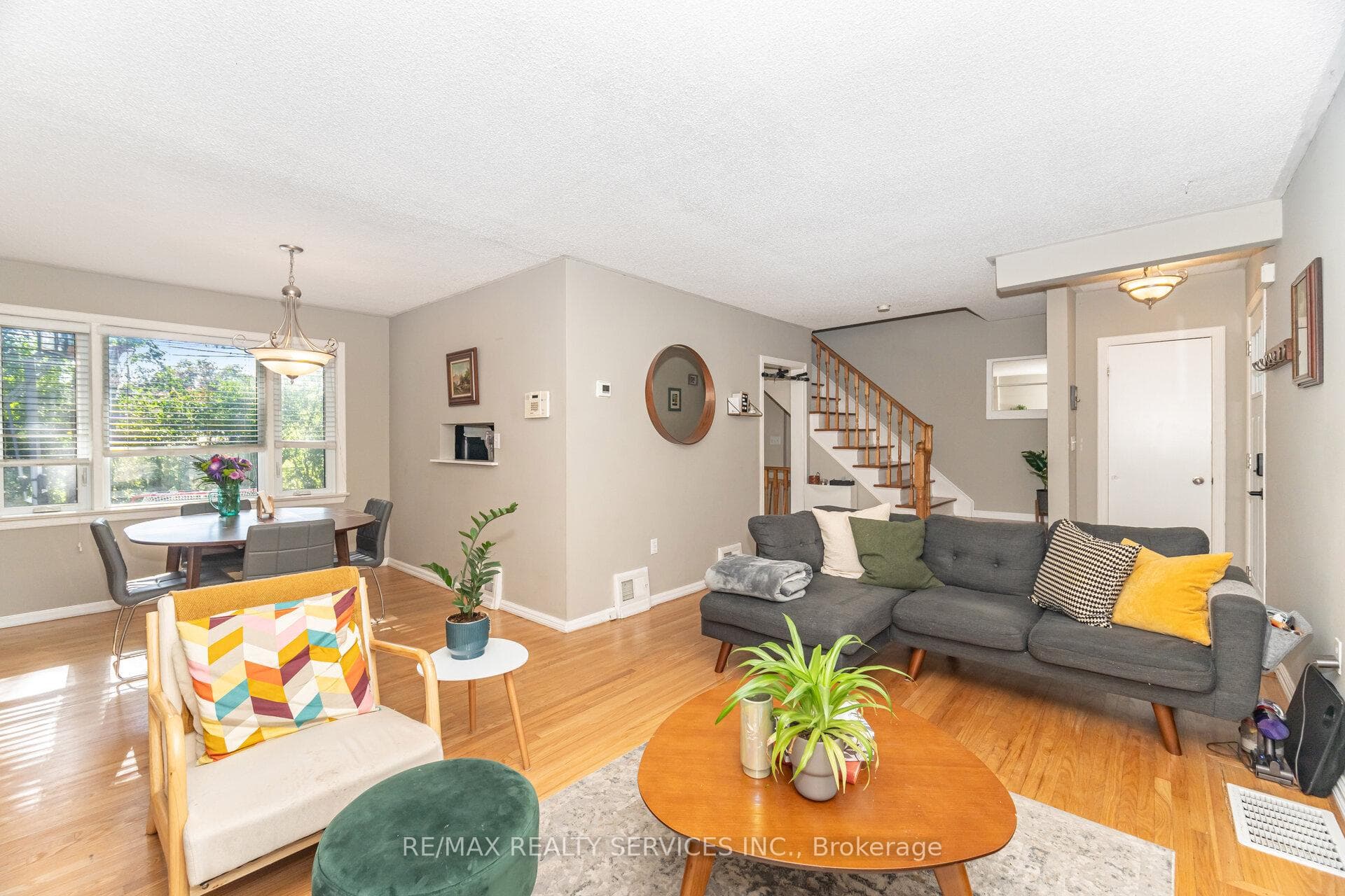 85 Eldomar Avenue photo 12