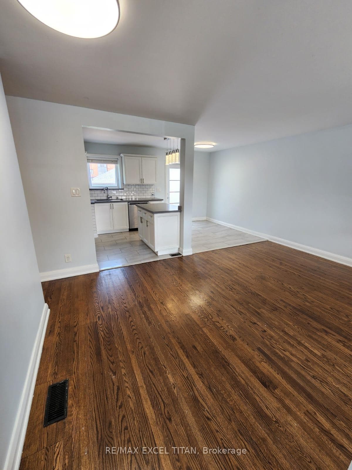 17 Wickford Drive Unit Upper photo 7