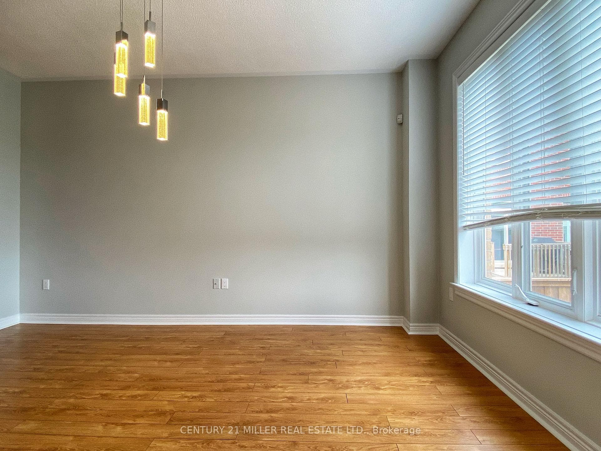 67 SUMMERBERRY Way photo 13