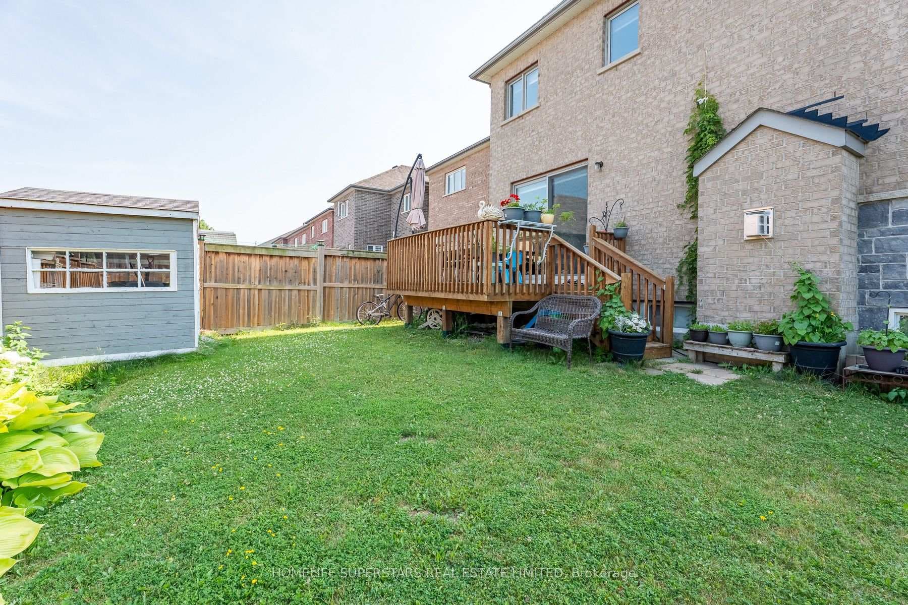 1 Walker Boulevard photo 40