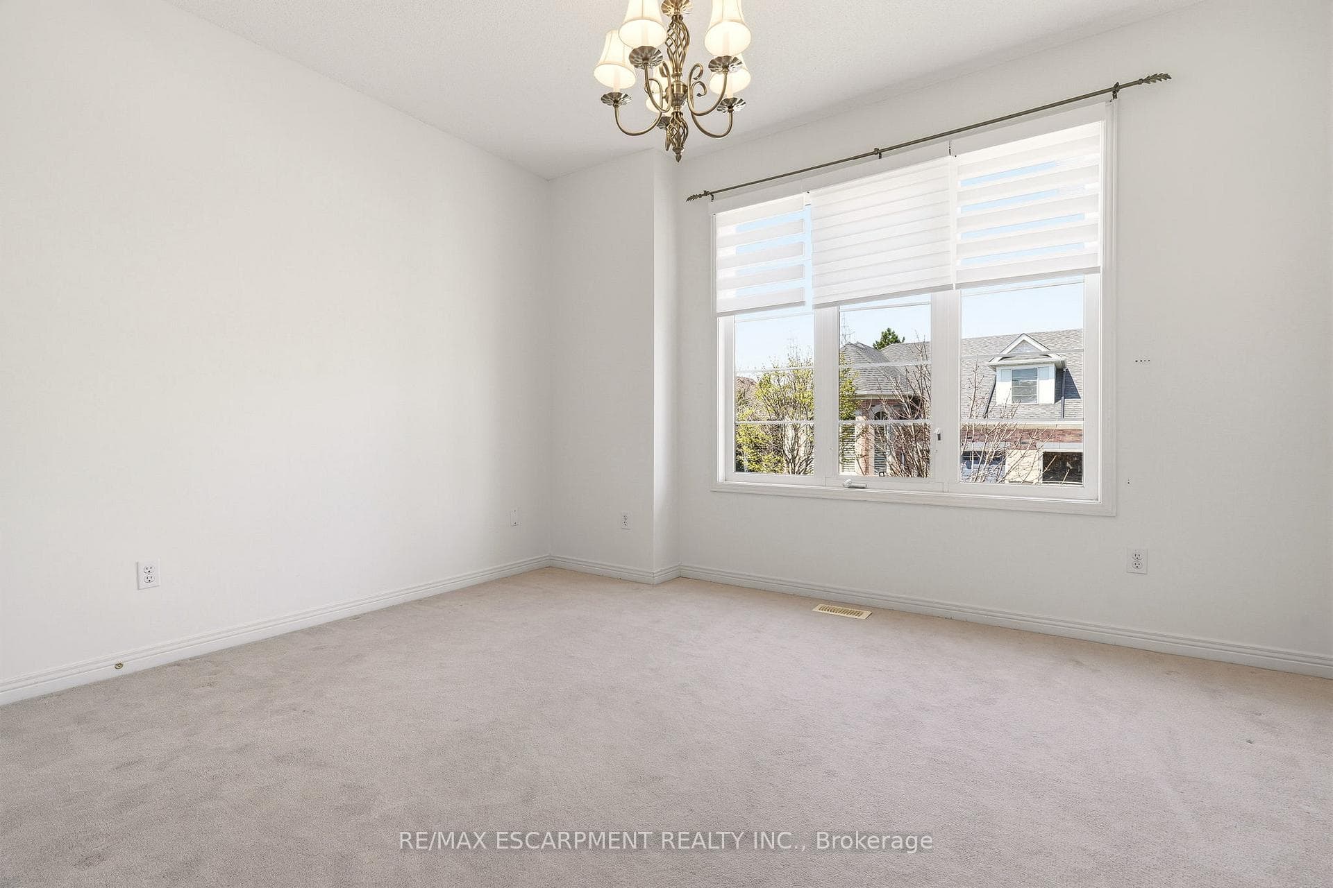 4400 MILLCROFT PARK Drive Unit 40 photo 29