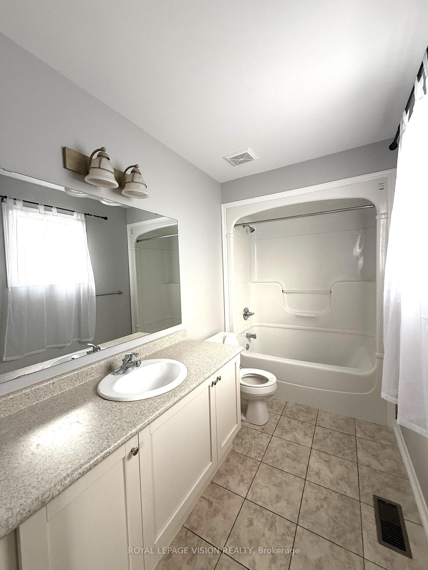 594 Flagstone Court photo 18