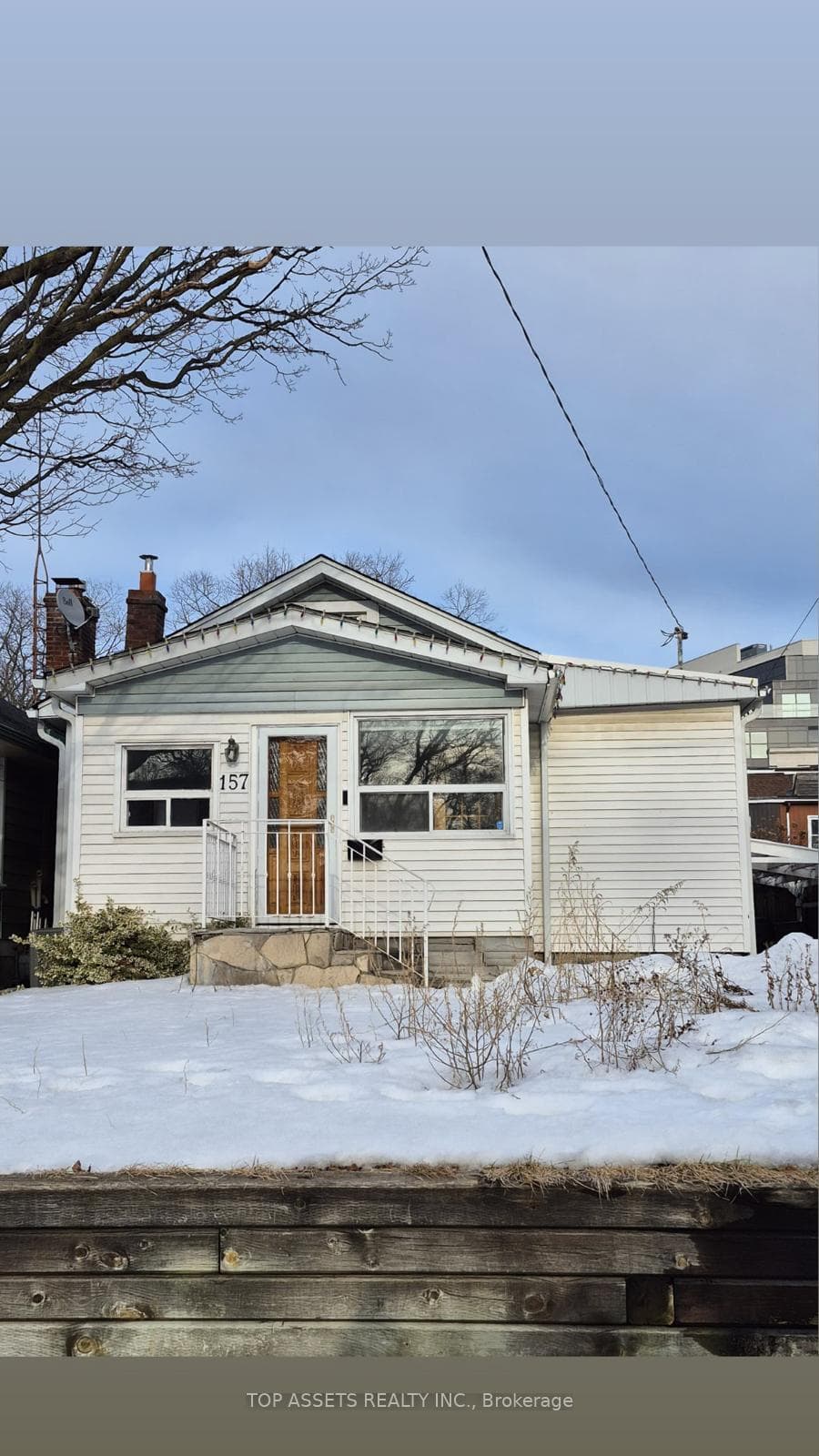 157 Audrey Avenue photo 1