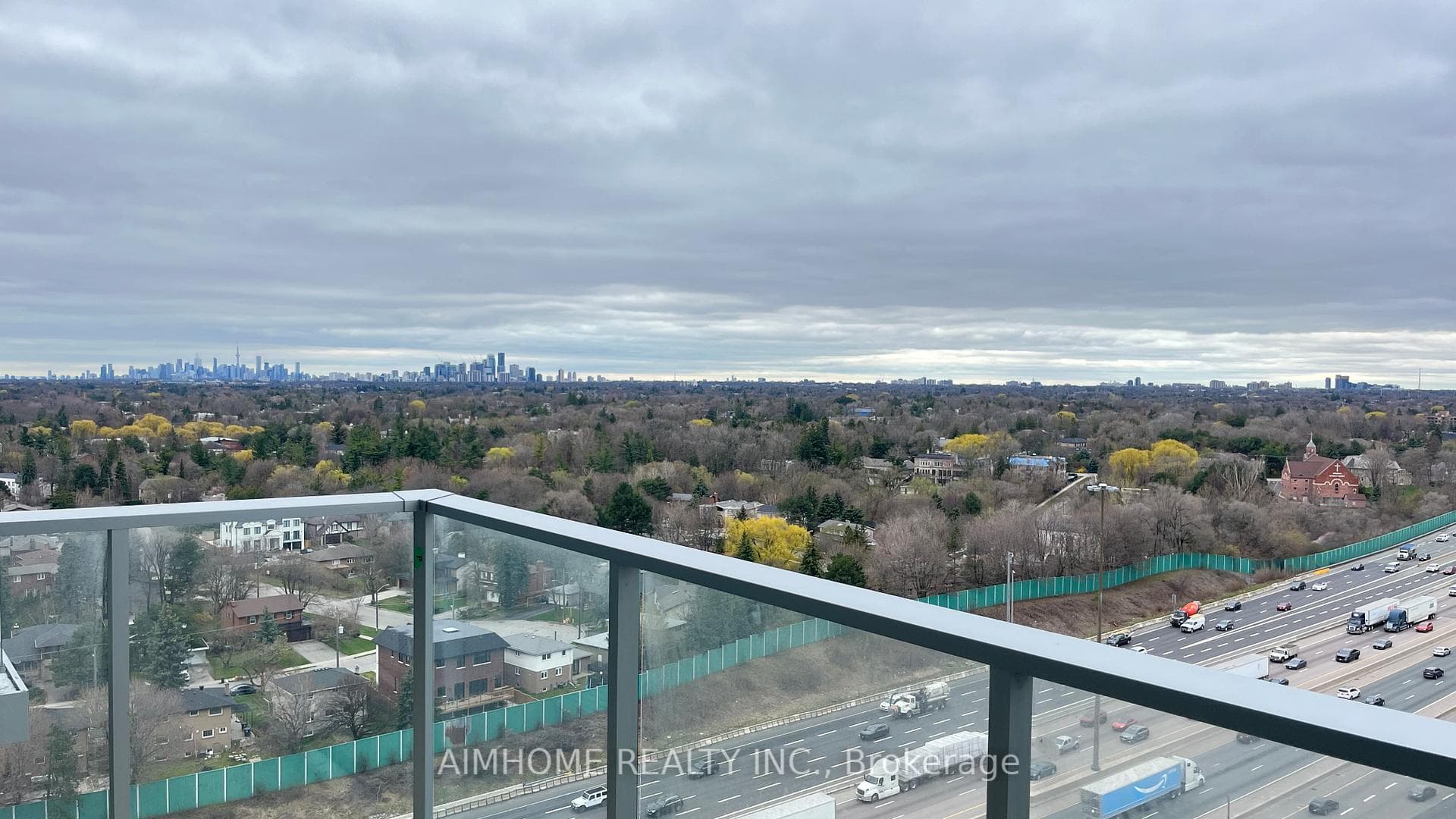 27 McMahon Drive Unit 2107 photo 11