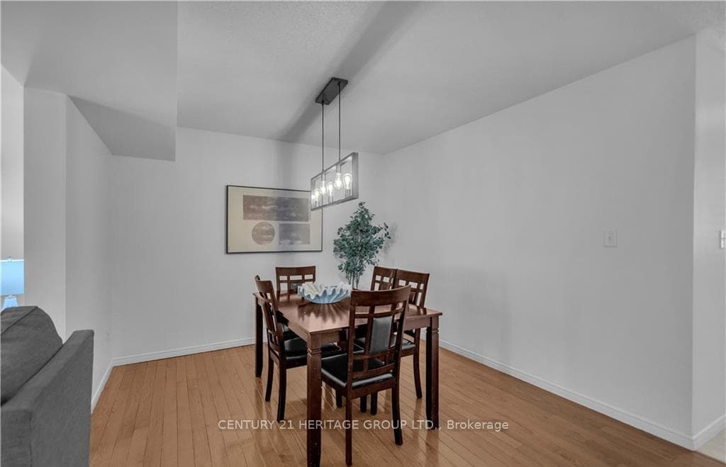 52 Harris Avenue Unit D photo 11