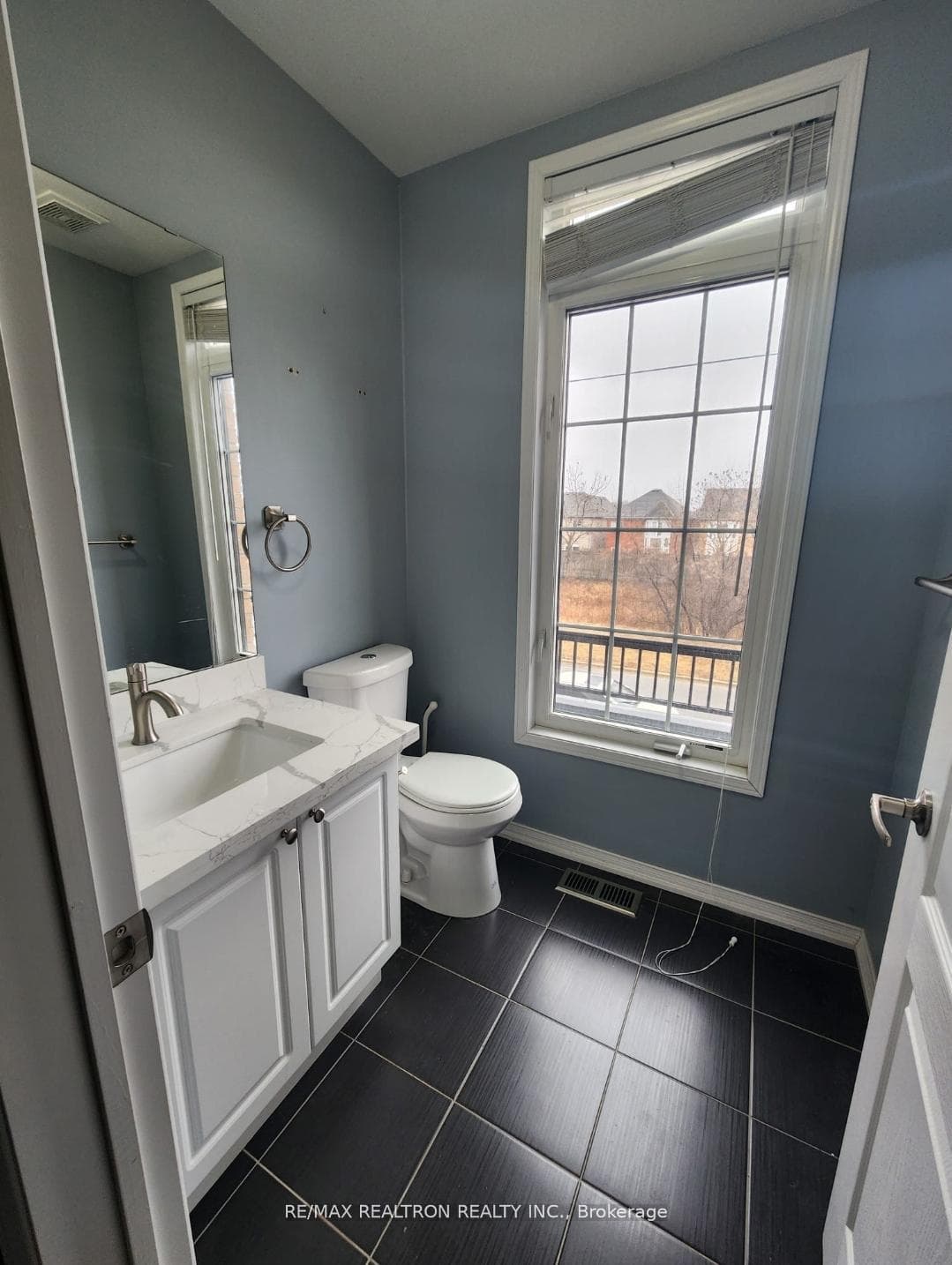 76 Quarrie Lane photo 13