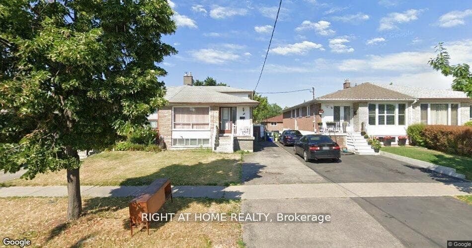 68 Elnathan Crescent Unit Main photo 1