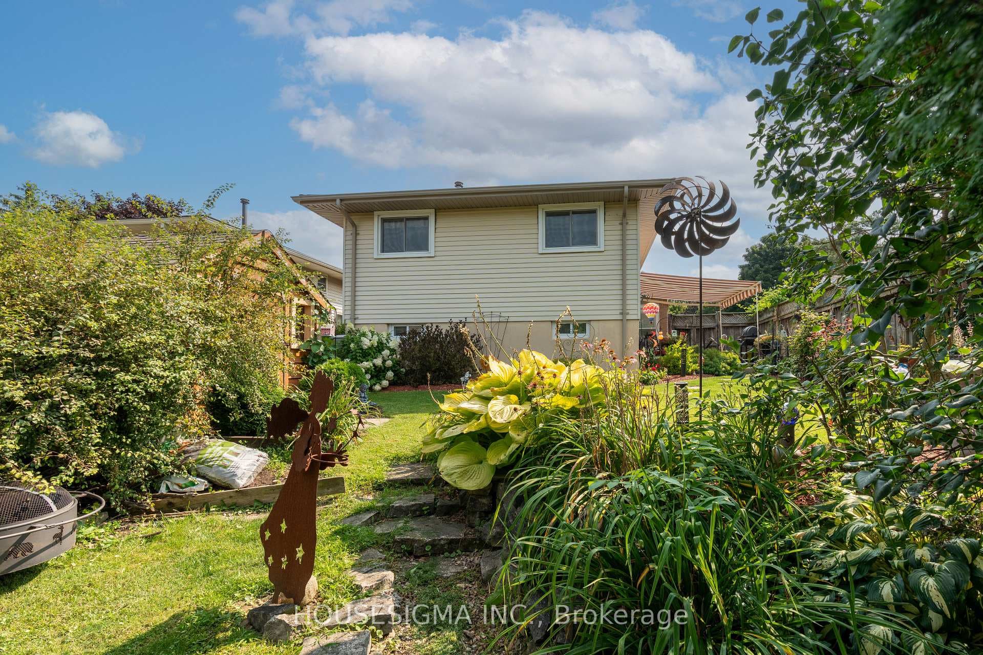 175 Carlyle Drive photo 38