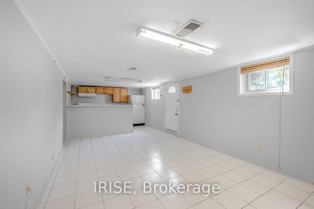82 Blaydon Avenue photo 12