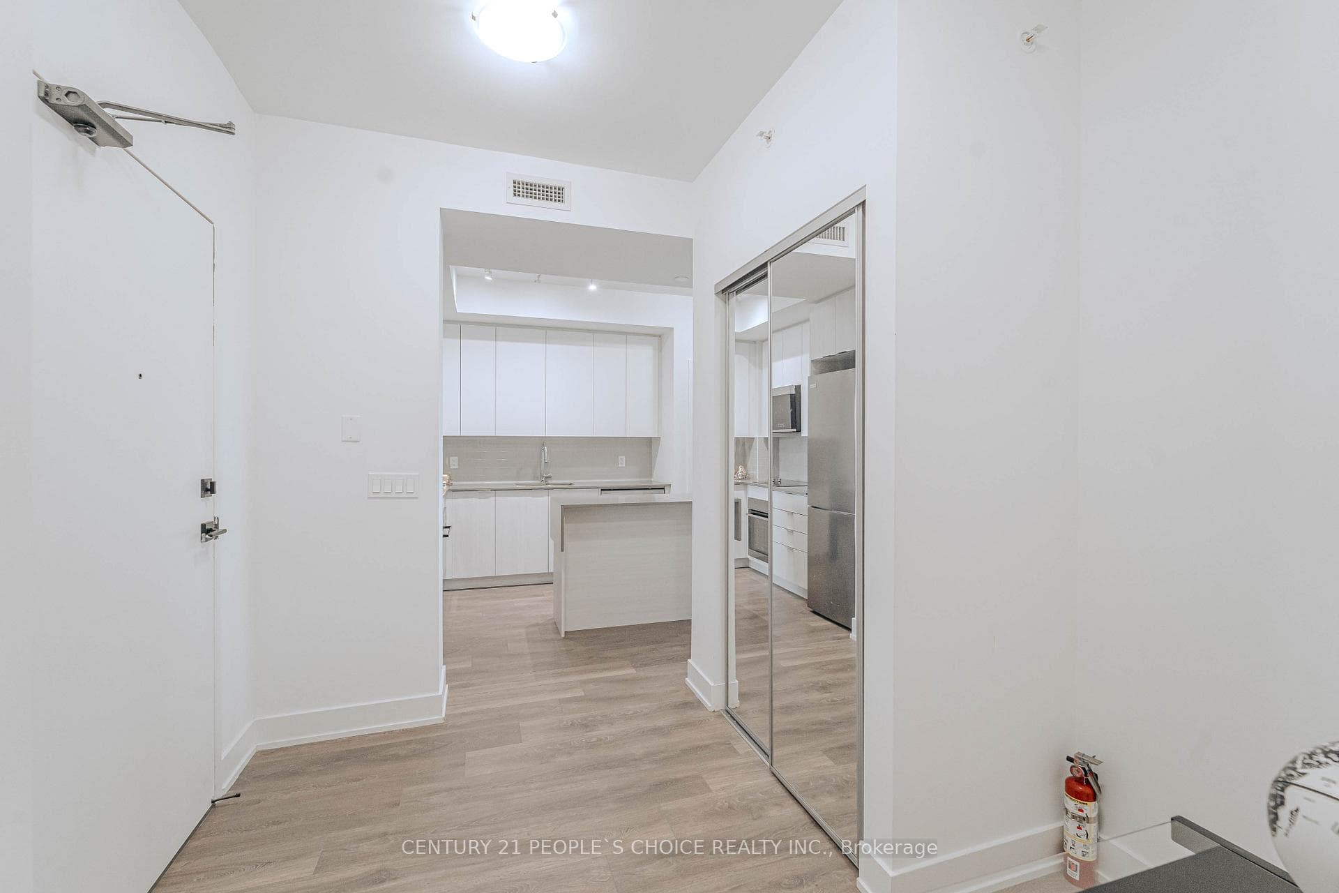 2489 Taunton Road Unit 717 photo 16