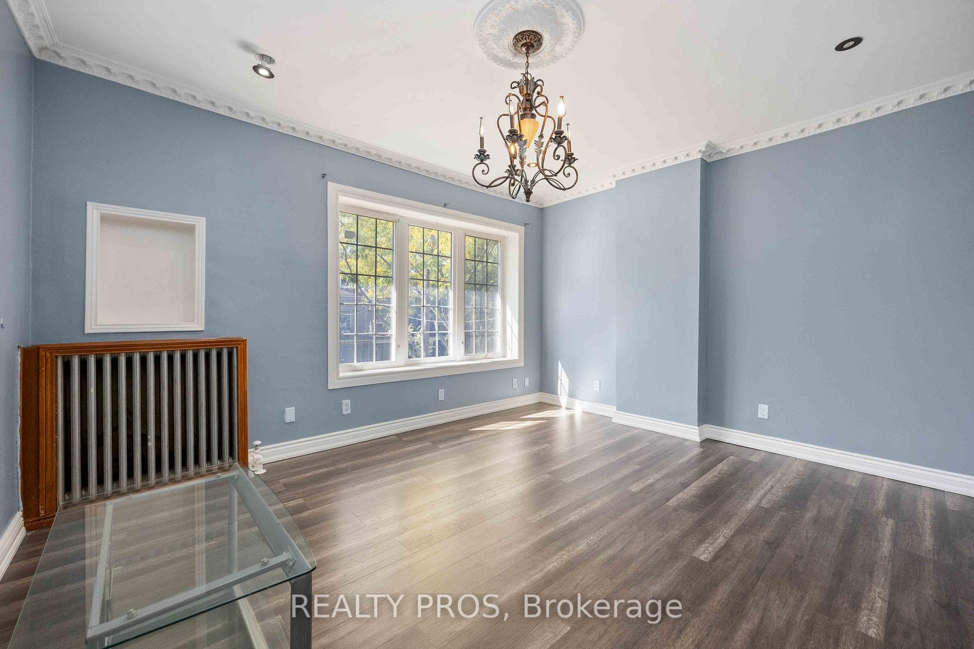 33 Lansdowne Avenue photo 23