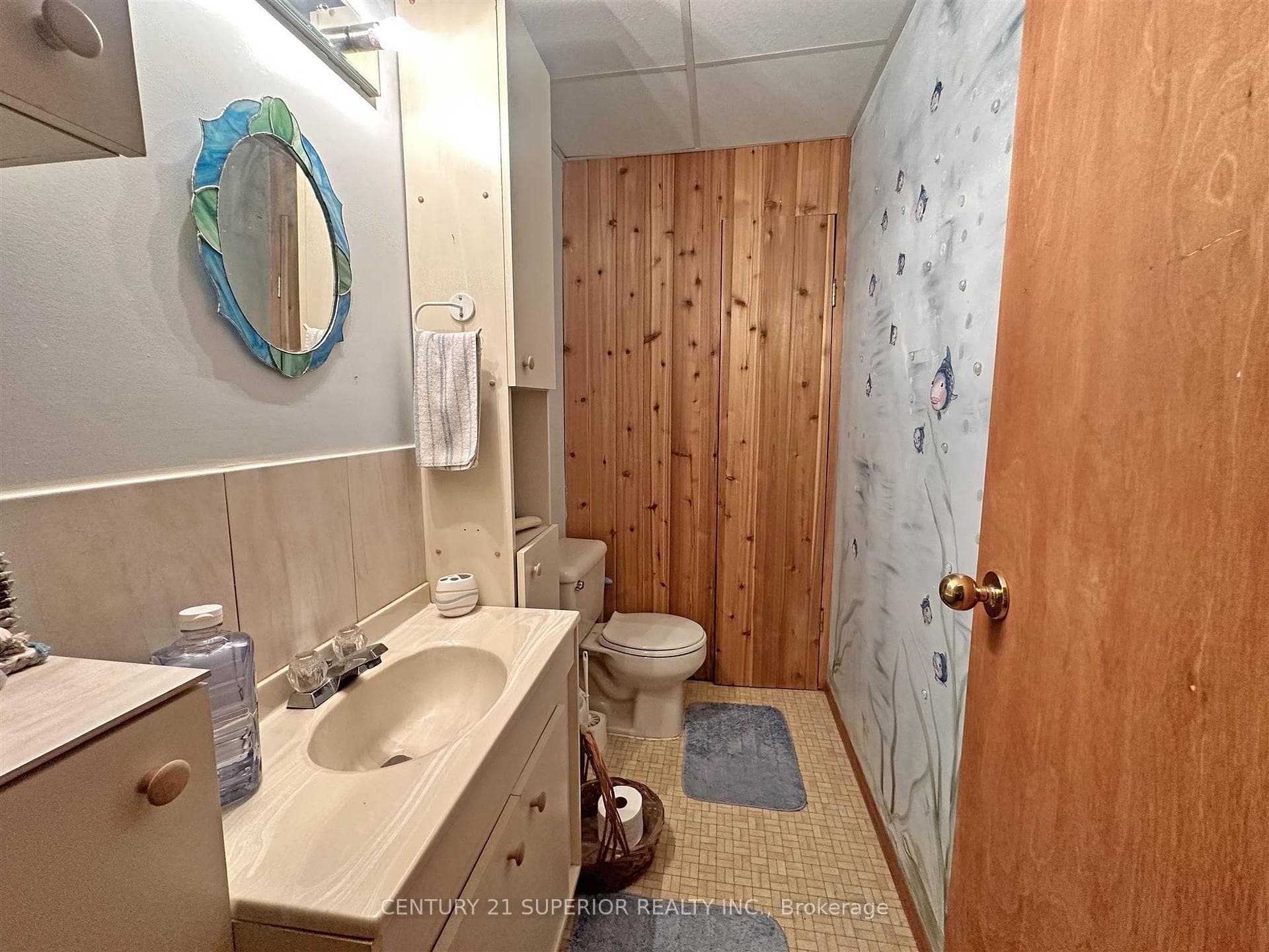 301 Sherwood Drive photo 27