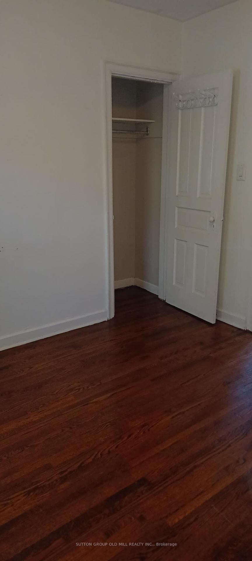 48 Emerald Crescent Unit 3 photo 8