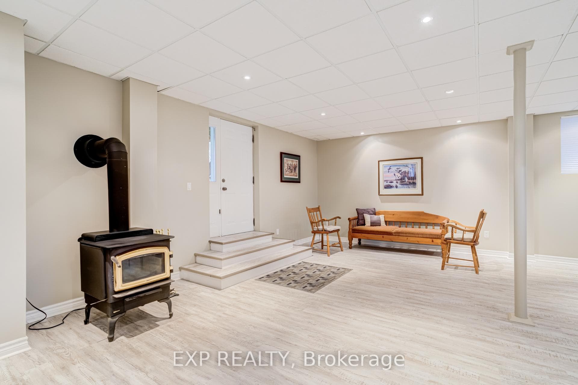 13 Blueberry Hill Court photo 35