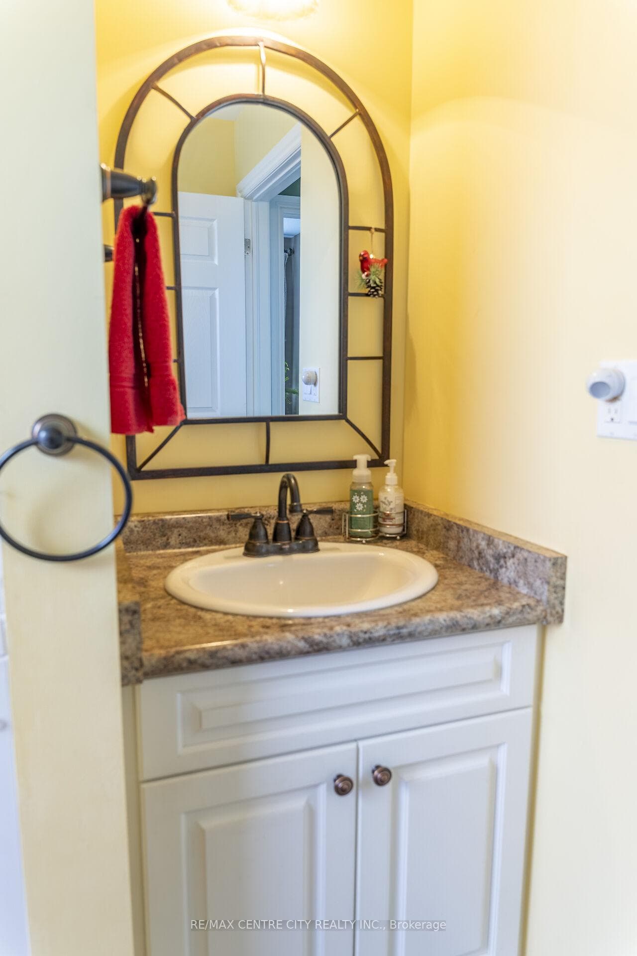 15859 Talbot Trail photo 21