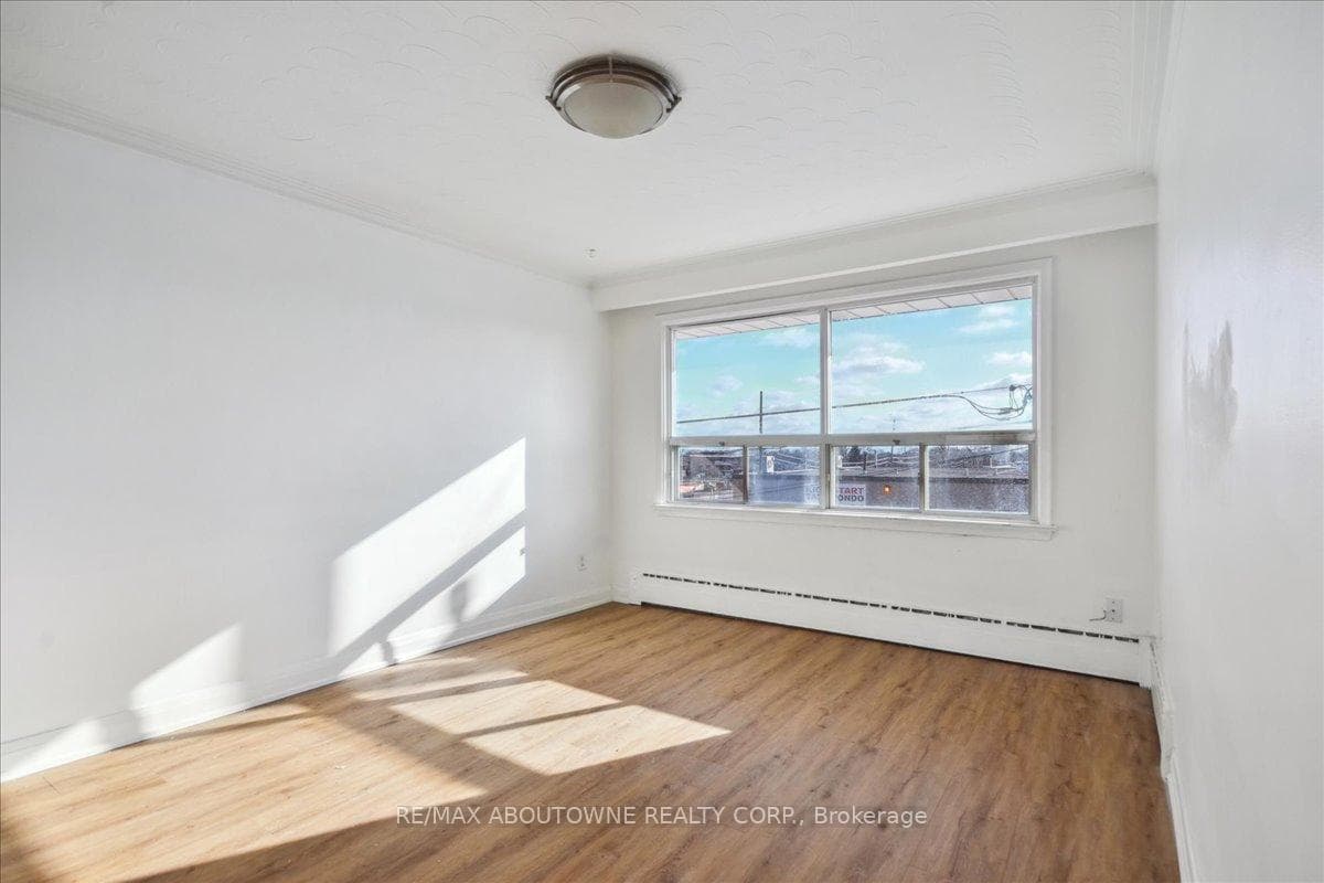 2 Wesley Street Unit 6 photo 14