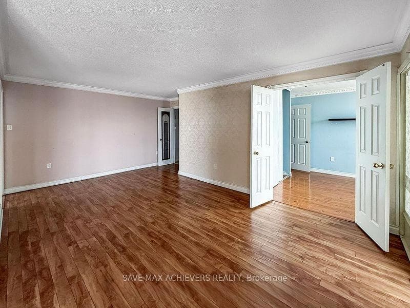 20 Cherrytree Drive Unit Ph09 photo 6