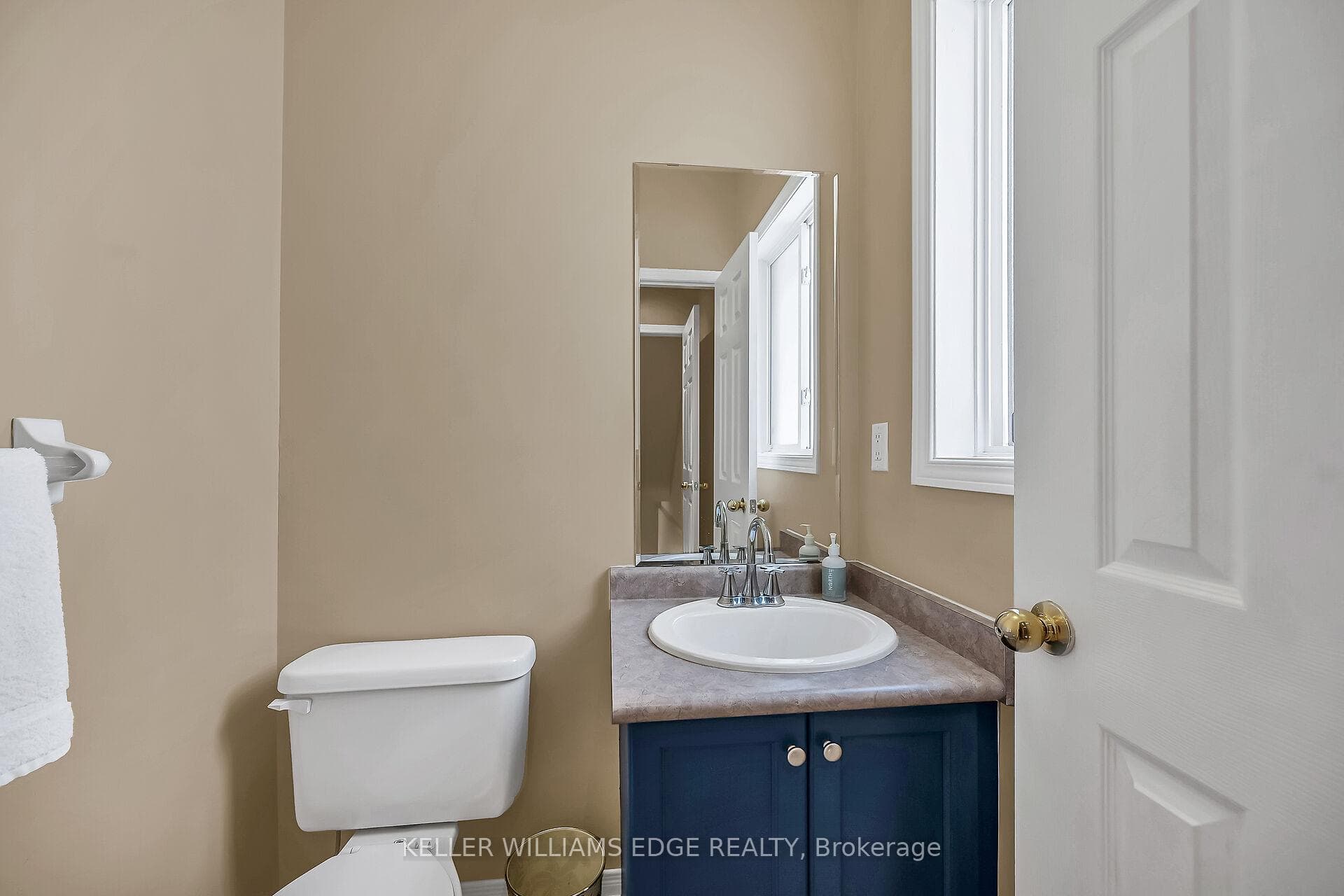 5648 Evelyn Lane photo 39