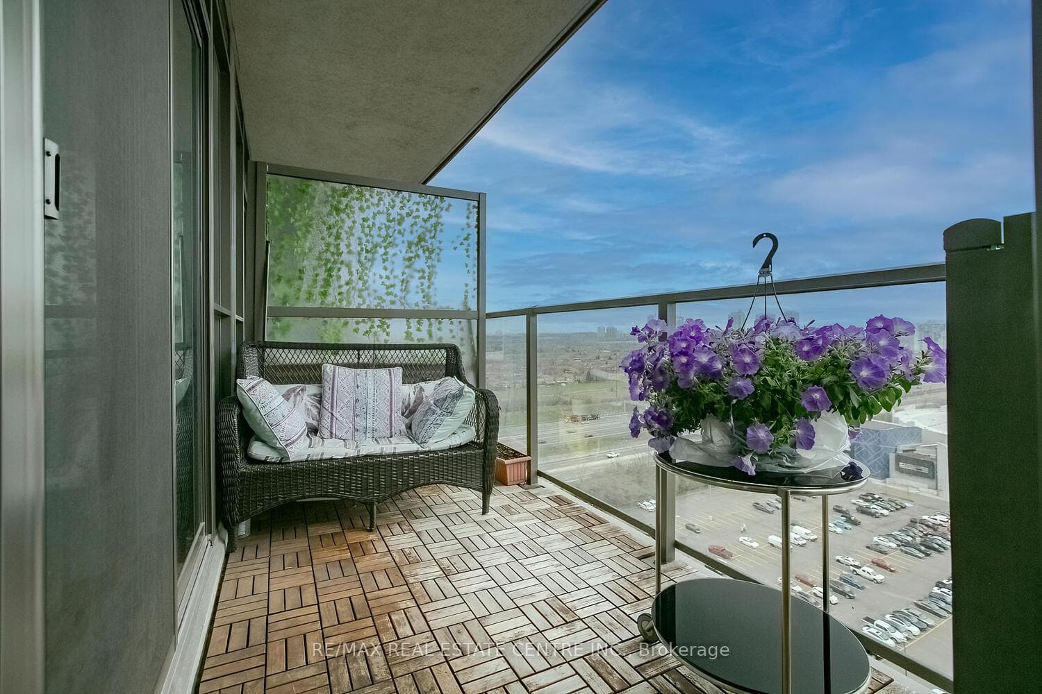 339 Rathburn Road Unit 2101 photo 20