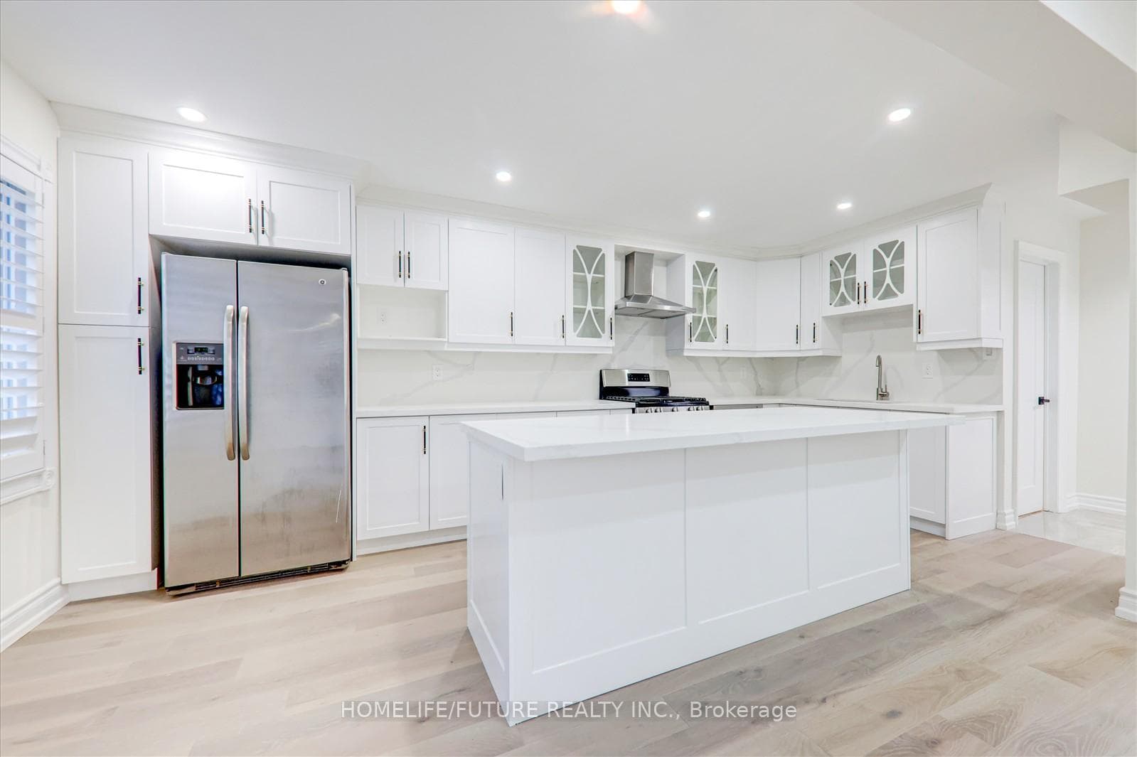 56 Fencerow Drive photo 13
