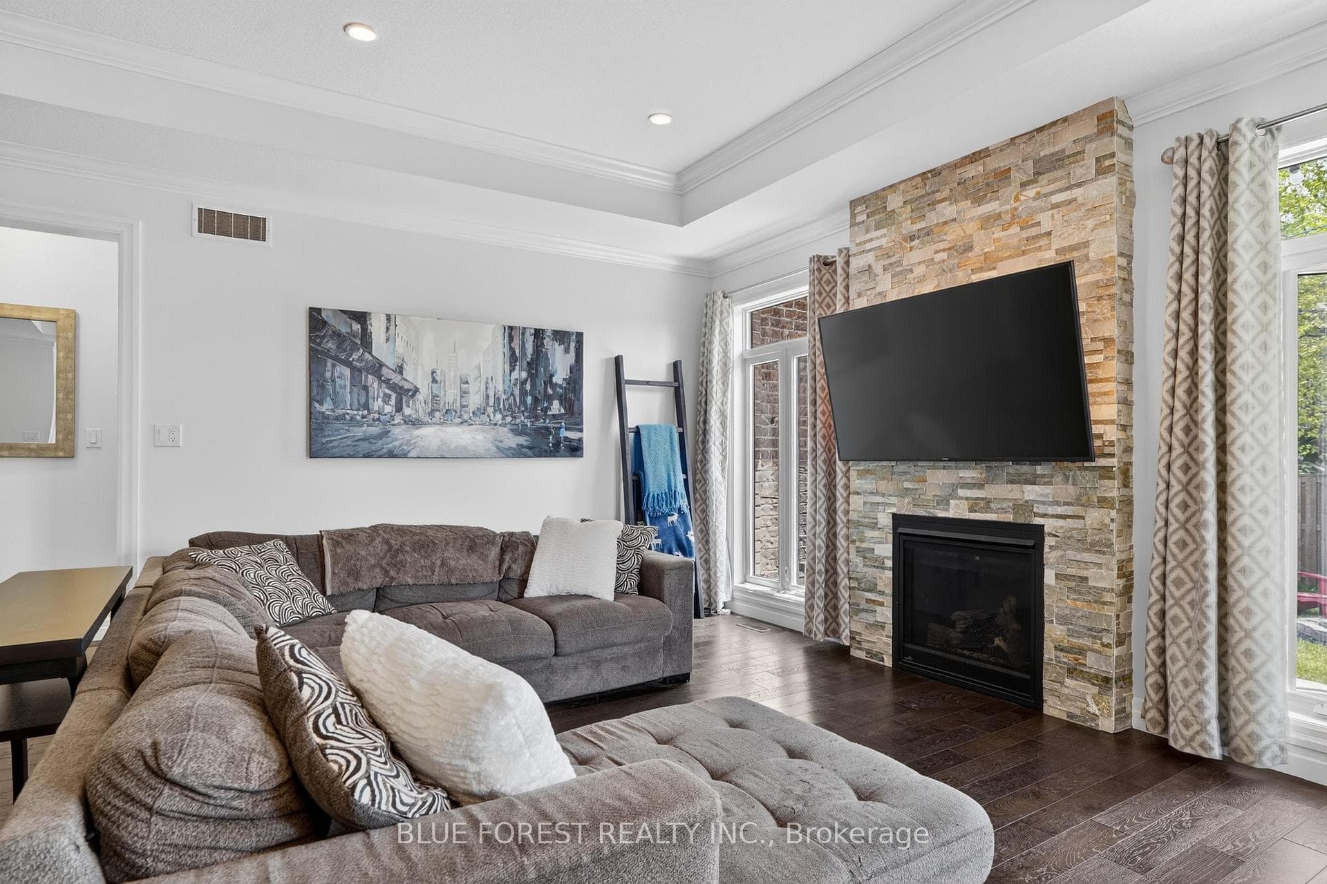 14 Thames Springs Crescent photo 6