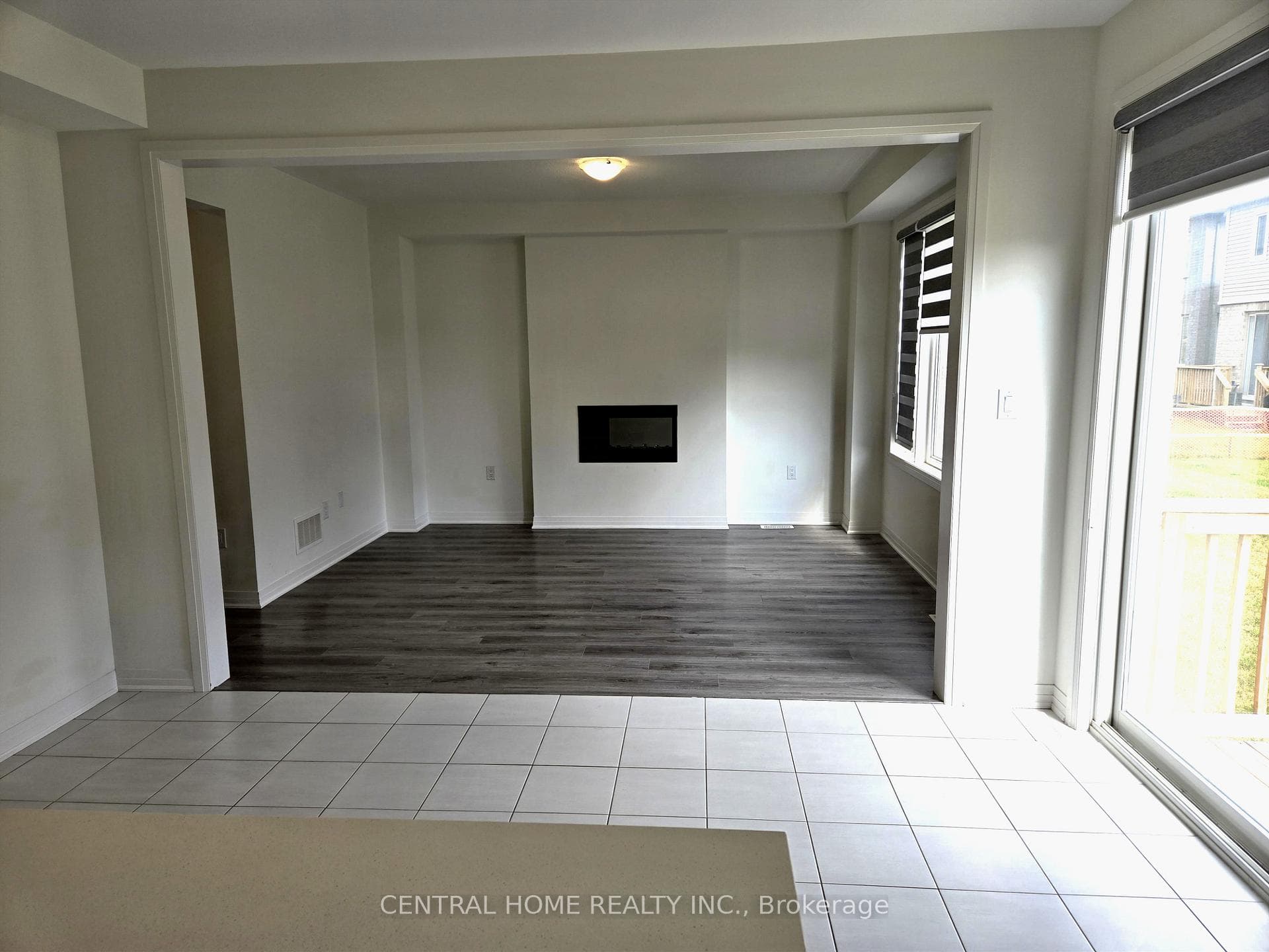 46 COPPERHILL Heights photo 4