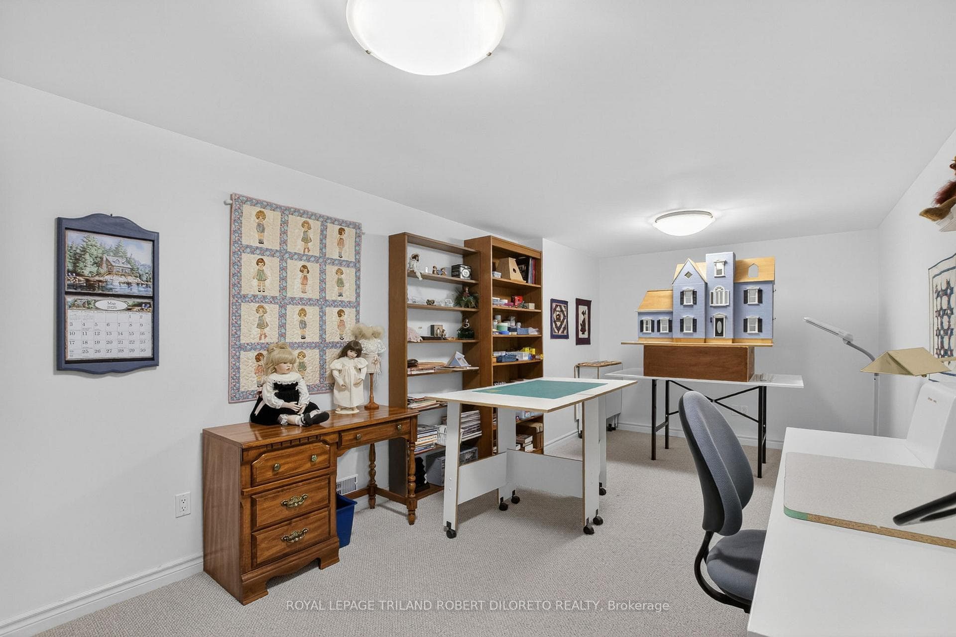 hobby/craft room