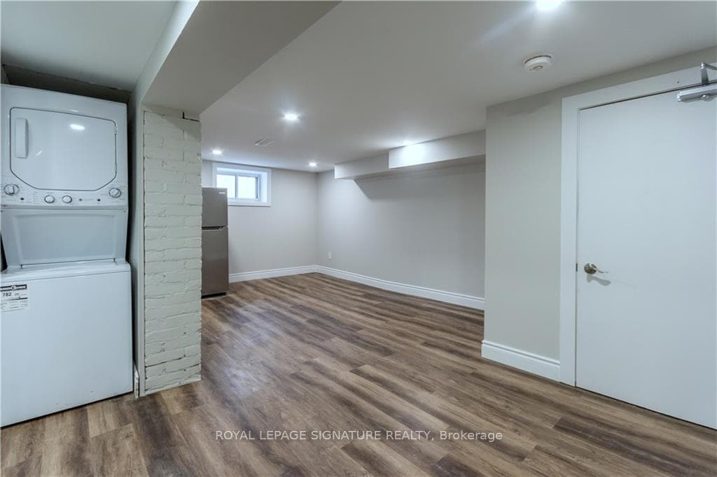 75 Carrick Avenue Unit Bsmt photo 2