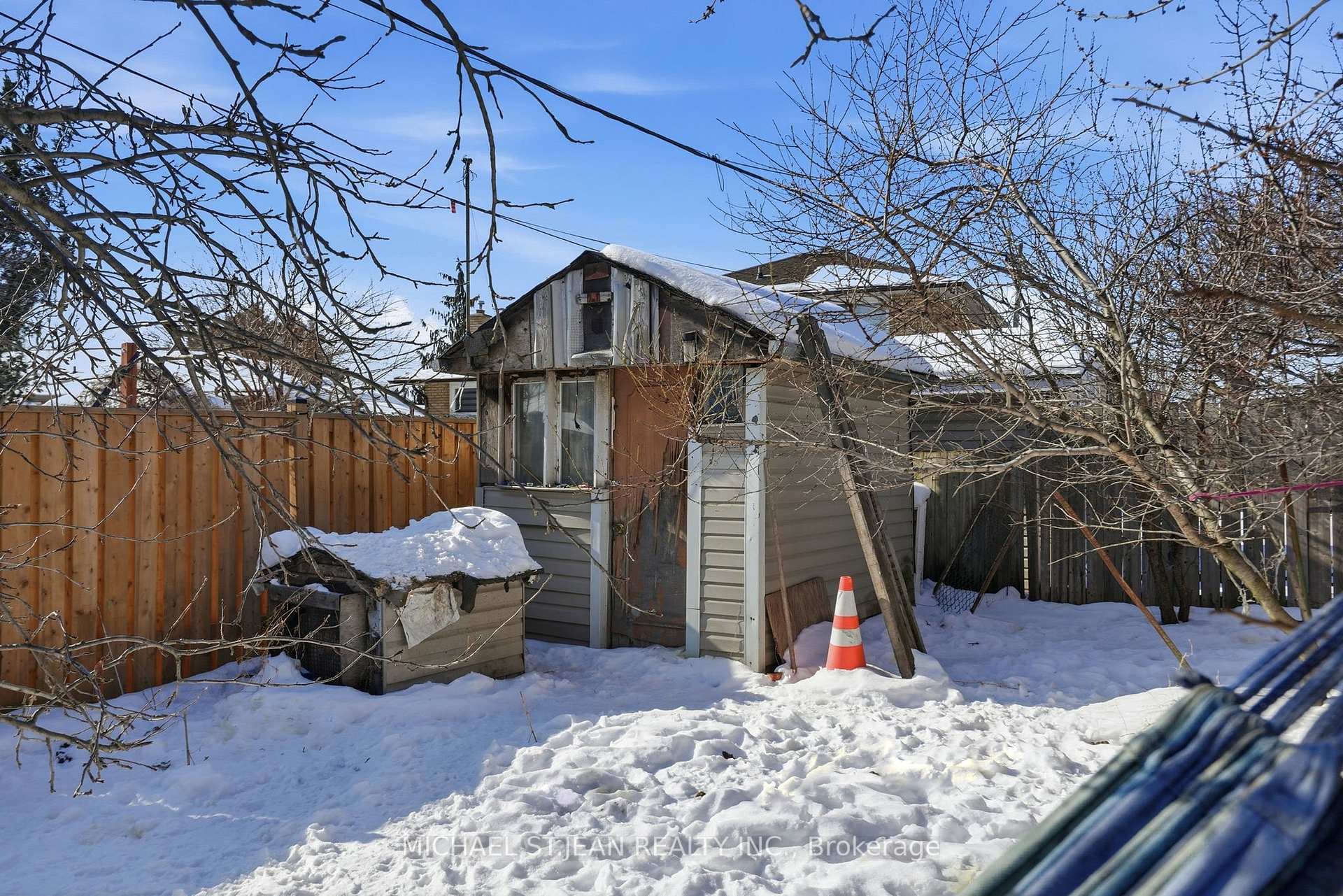 57 Gainsborough Road photo 42