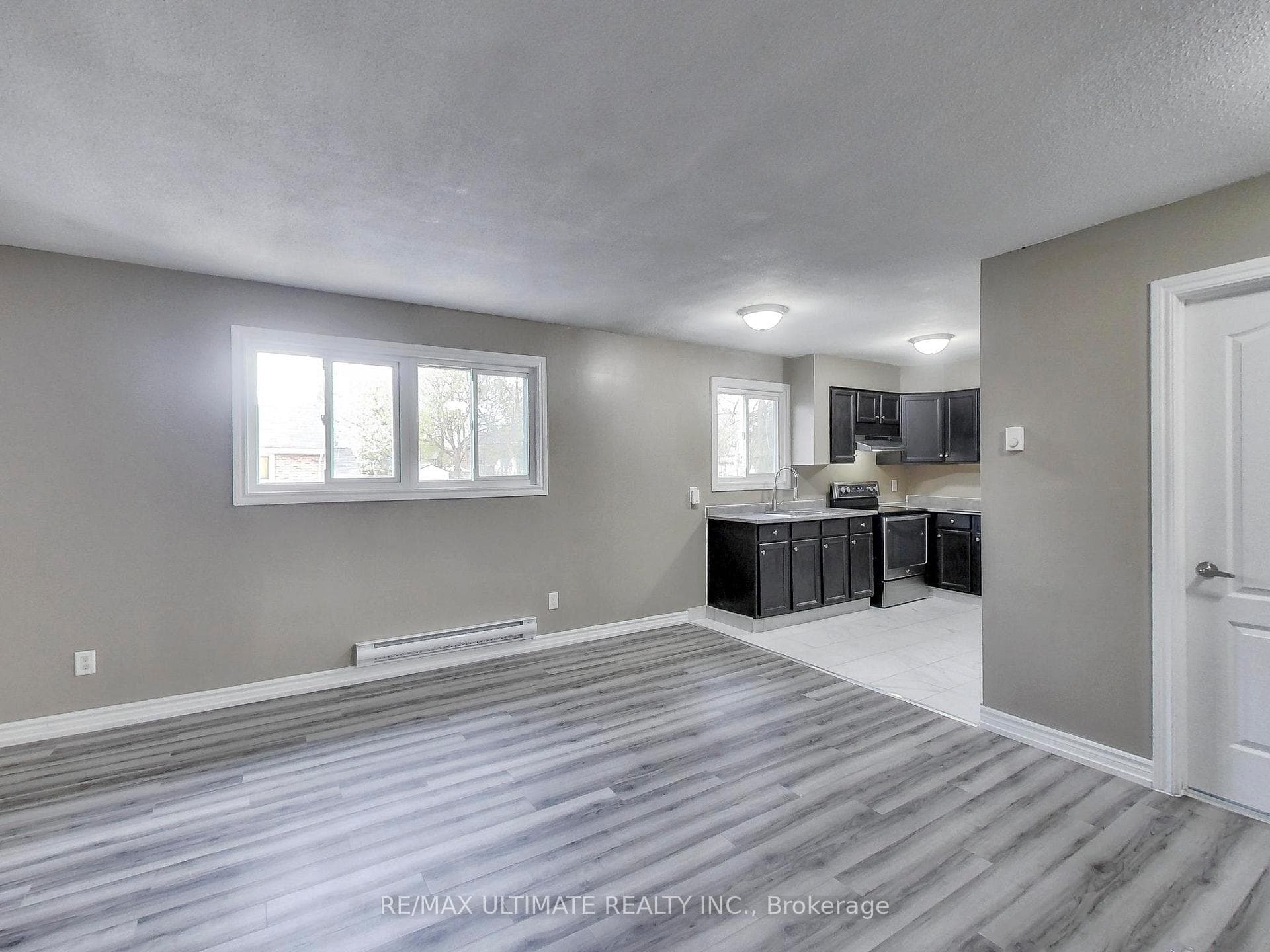 135 Chatham Street photo 5