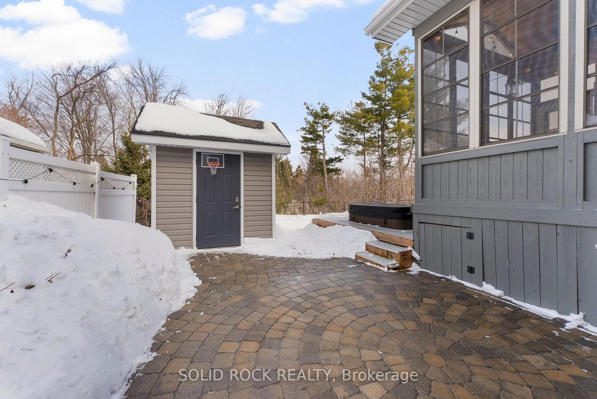 182 Arthur Street photo 45