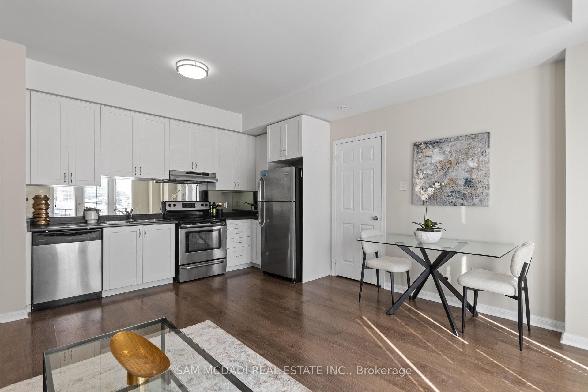 2895 Hazelton Place Unit 8 photo 7