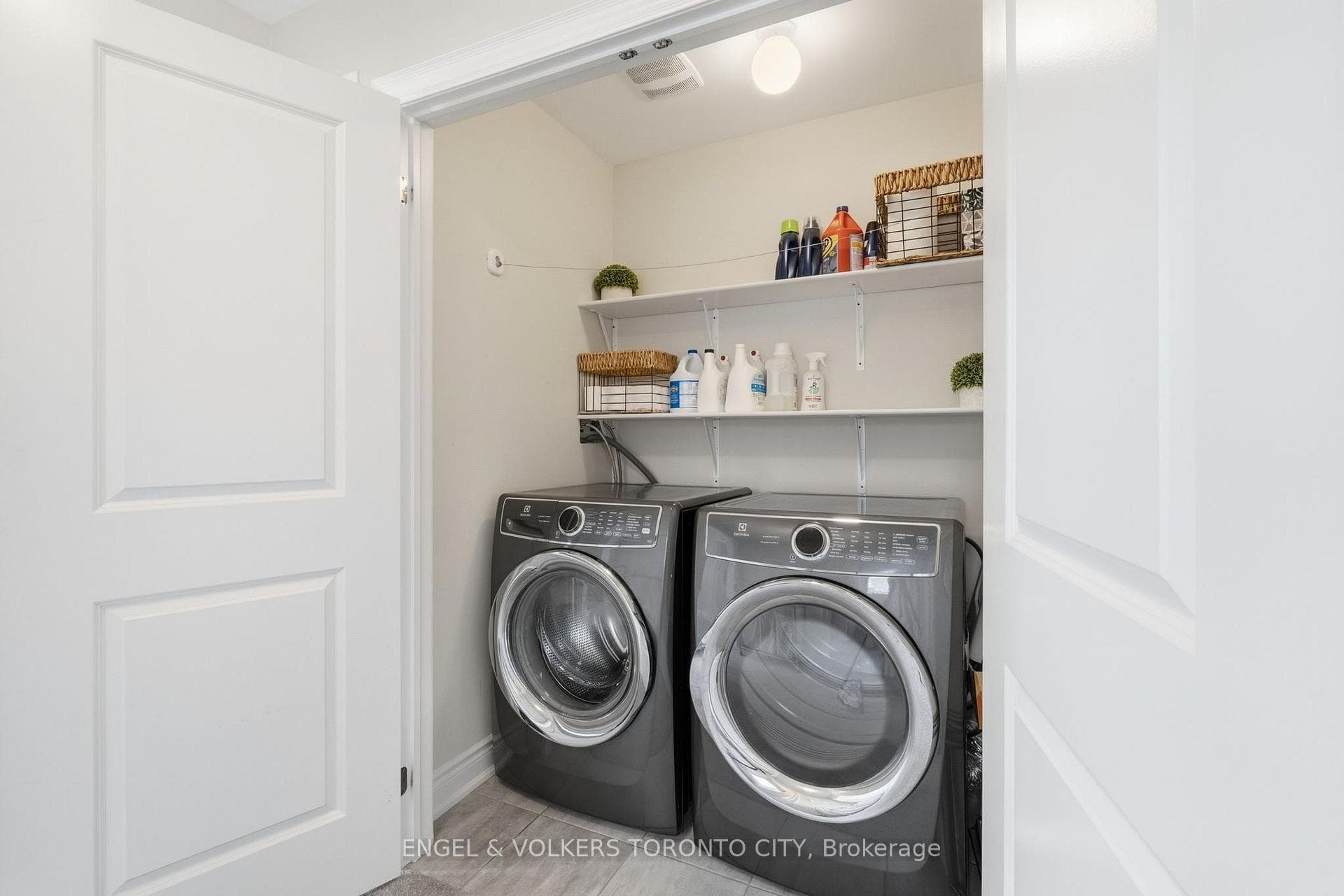 3 Arnold Crescent photo 31