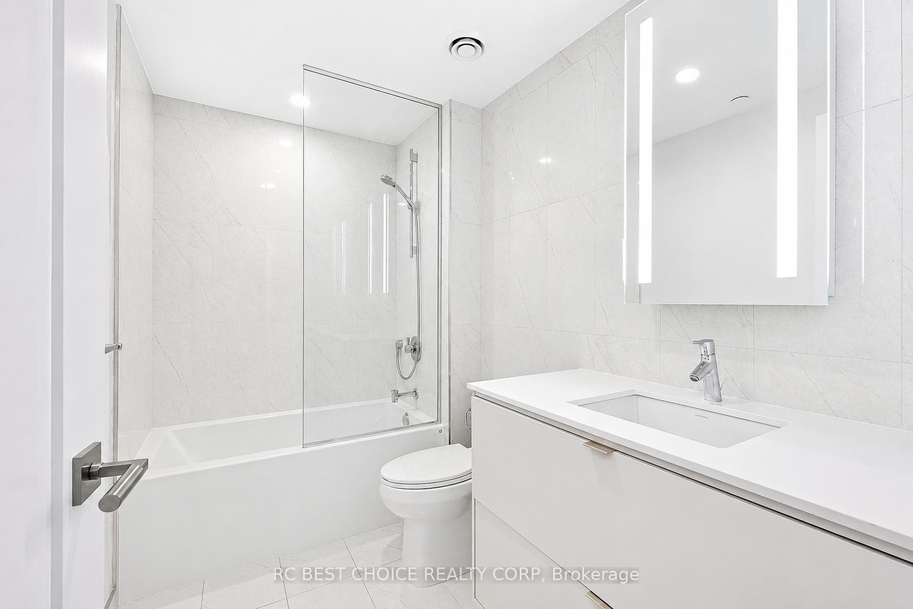 30 Inn On The Park Drive Unit 3309 photo 28