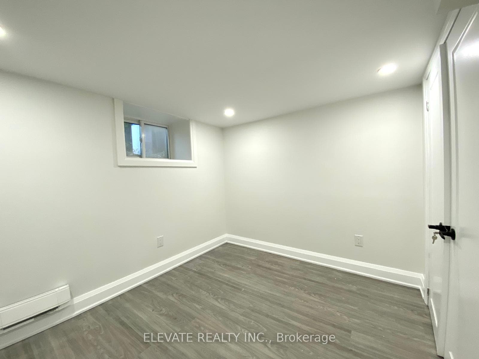 19 Lesmount Avenue Unit B photo 5