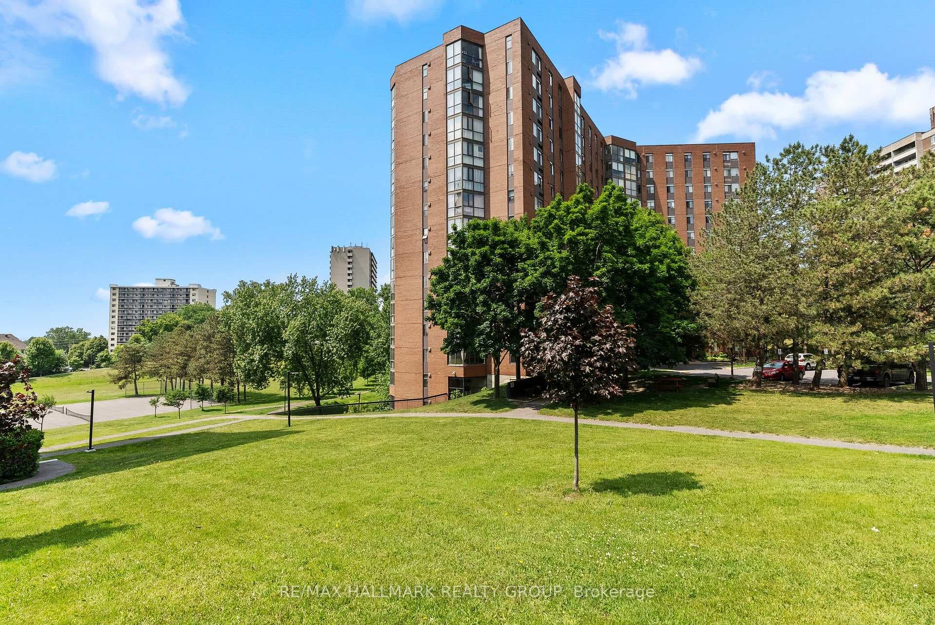 2871 Richmond Road Unit 411 photo 20