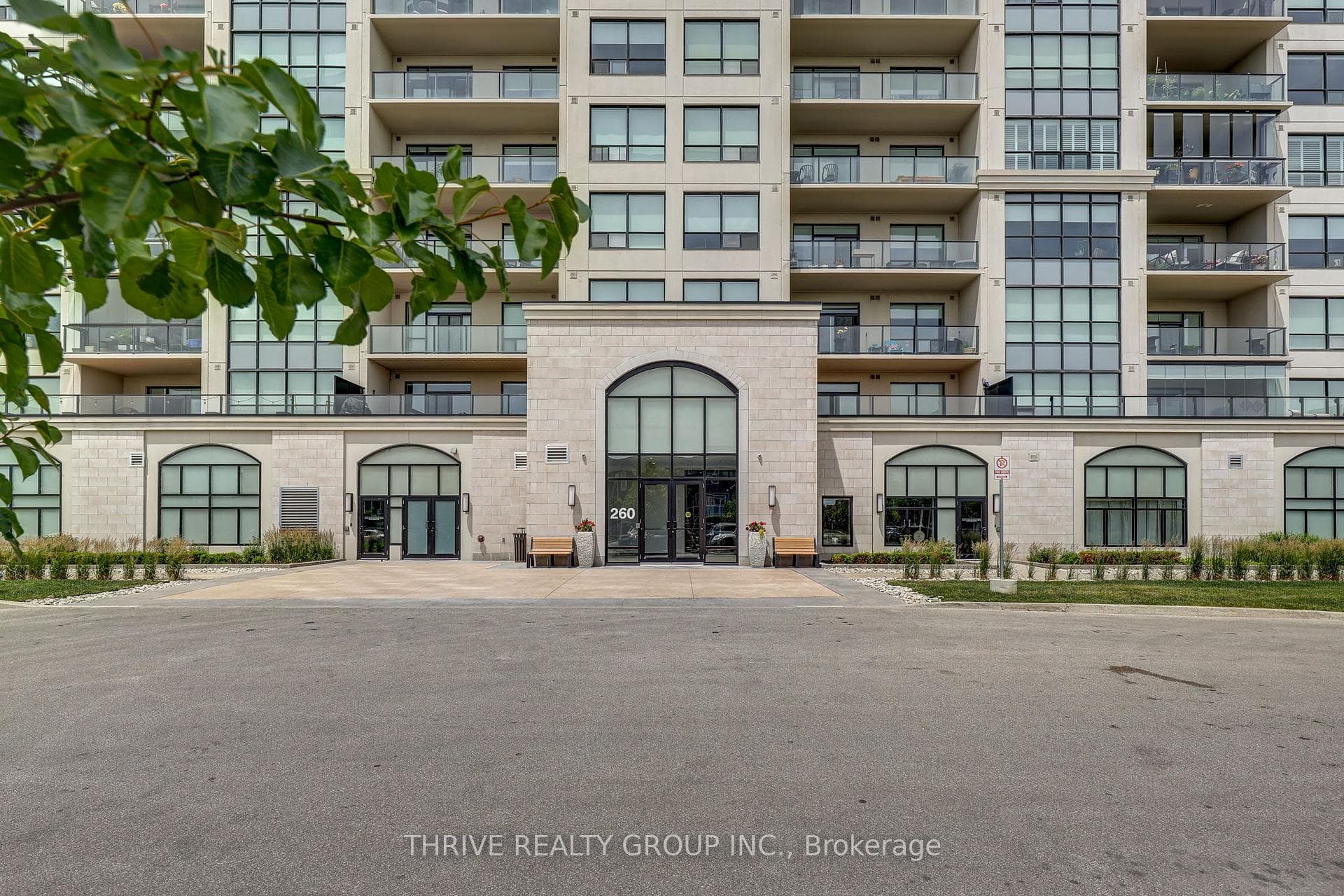 260 Villagewalk Boulevard Unit 707 photo 2