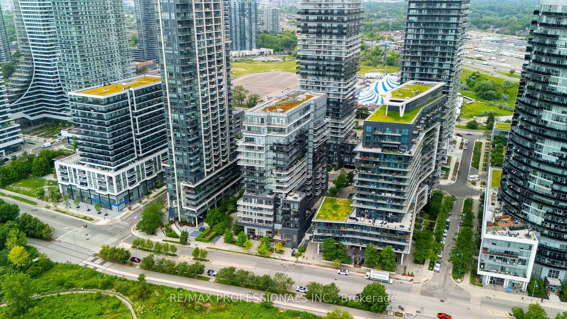 110 Marine Parade Drive Unit 1209 photo 31