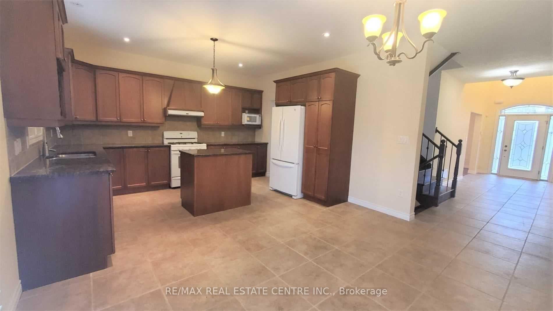 15 Sasha Court Unit (Upper Portion) photo 8