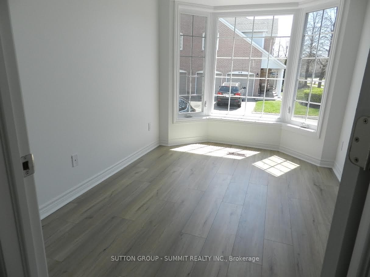 5305 GLEN ERIN Drive Unit 57B photo 3