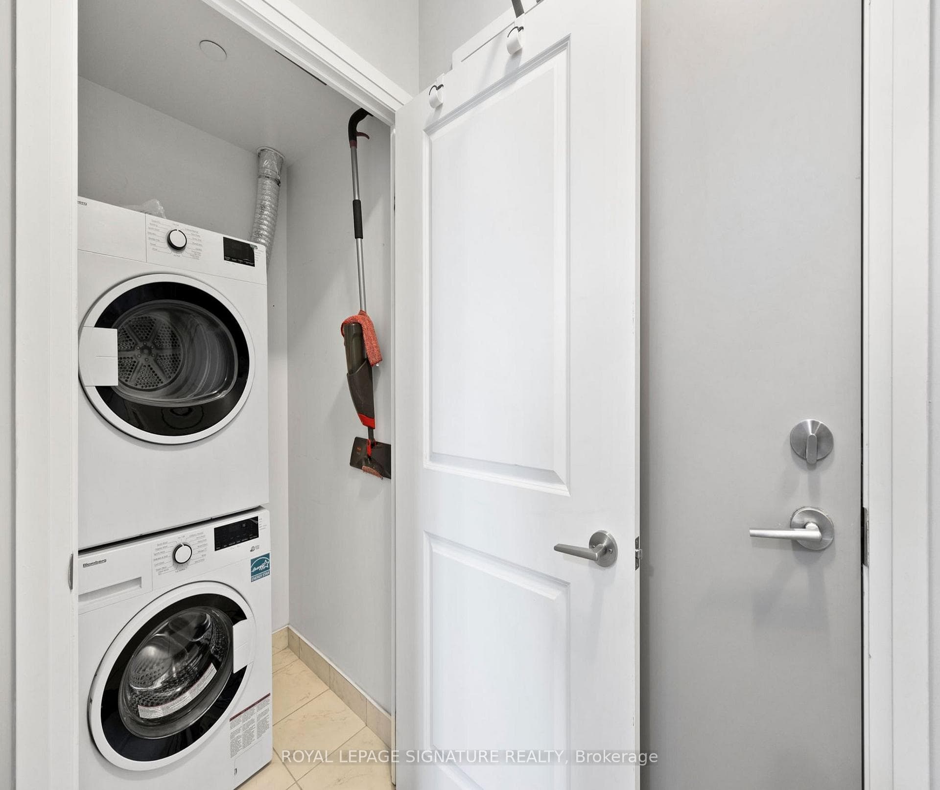 3121 Sheppard Avenue Unit 720 photo 21