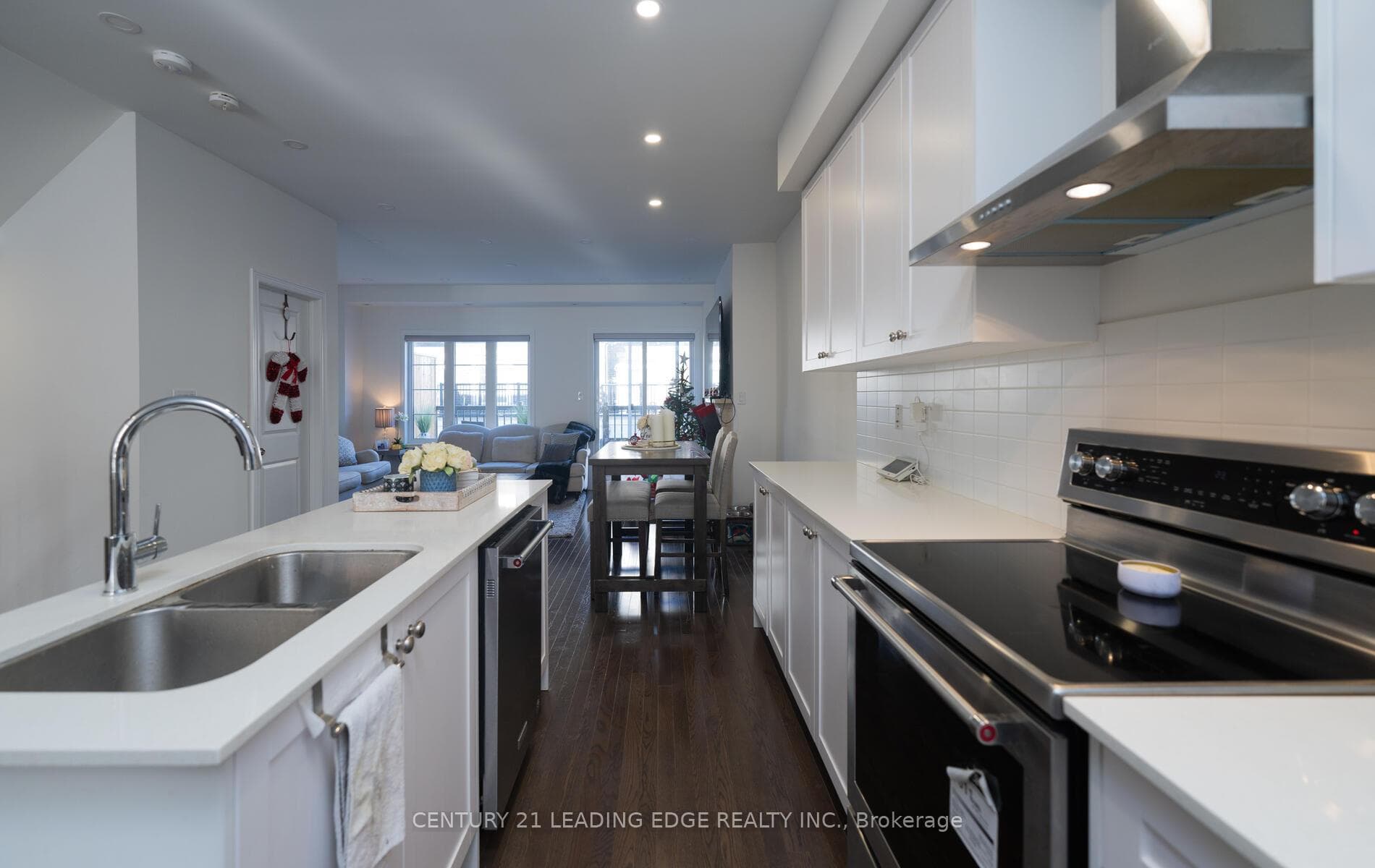 174 Elgin Mills Road photo 17