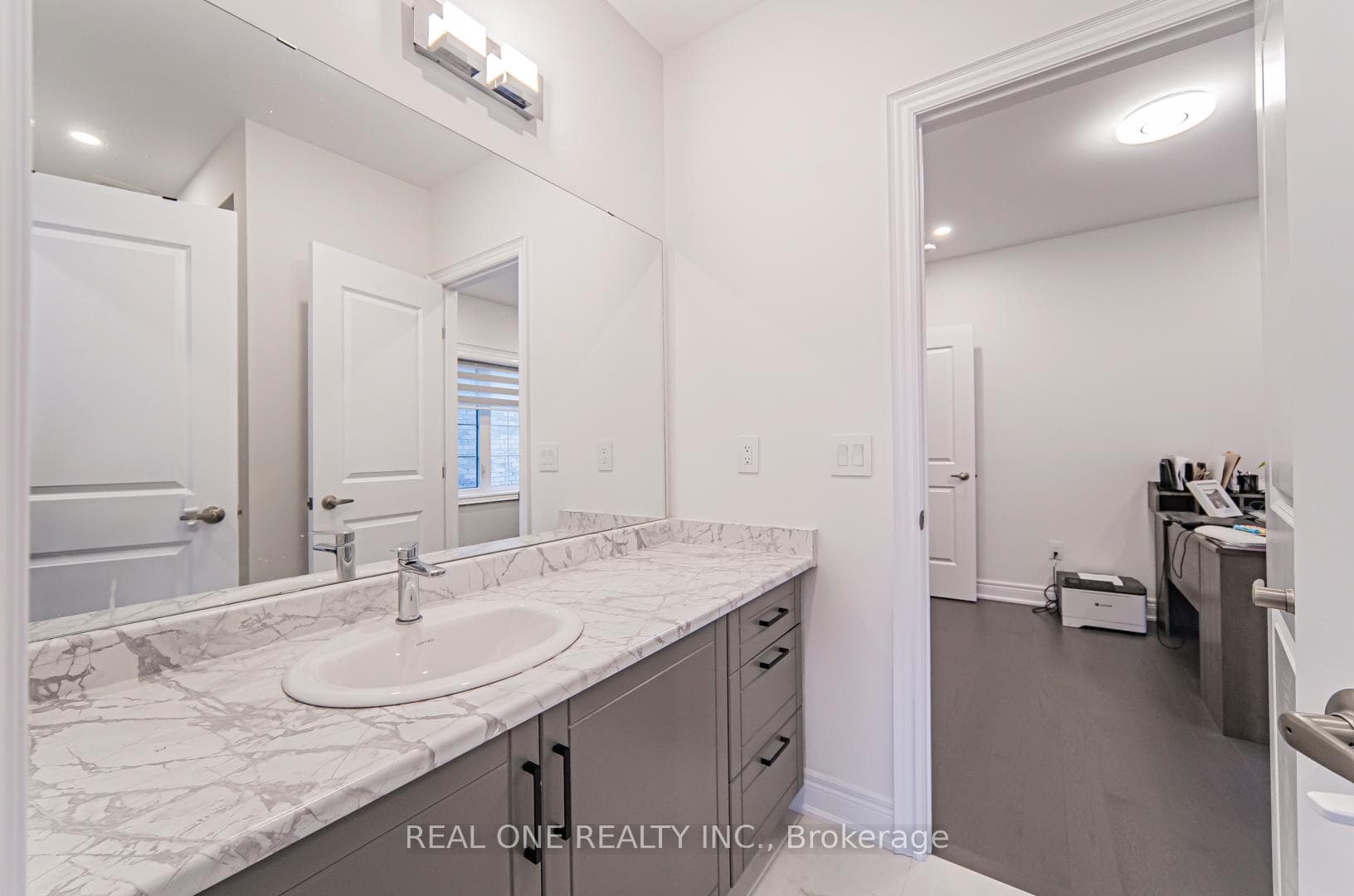 41 Menotti Drive photo 31