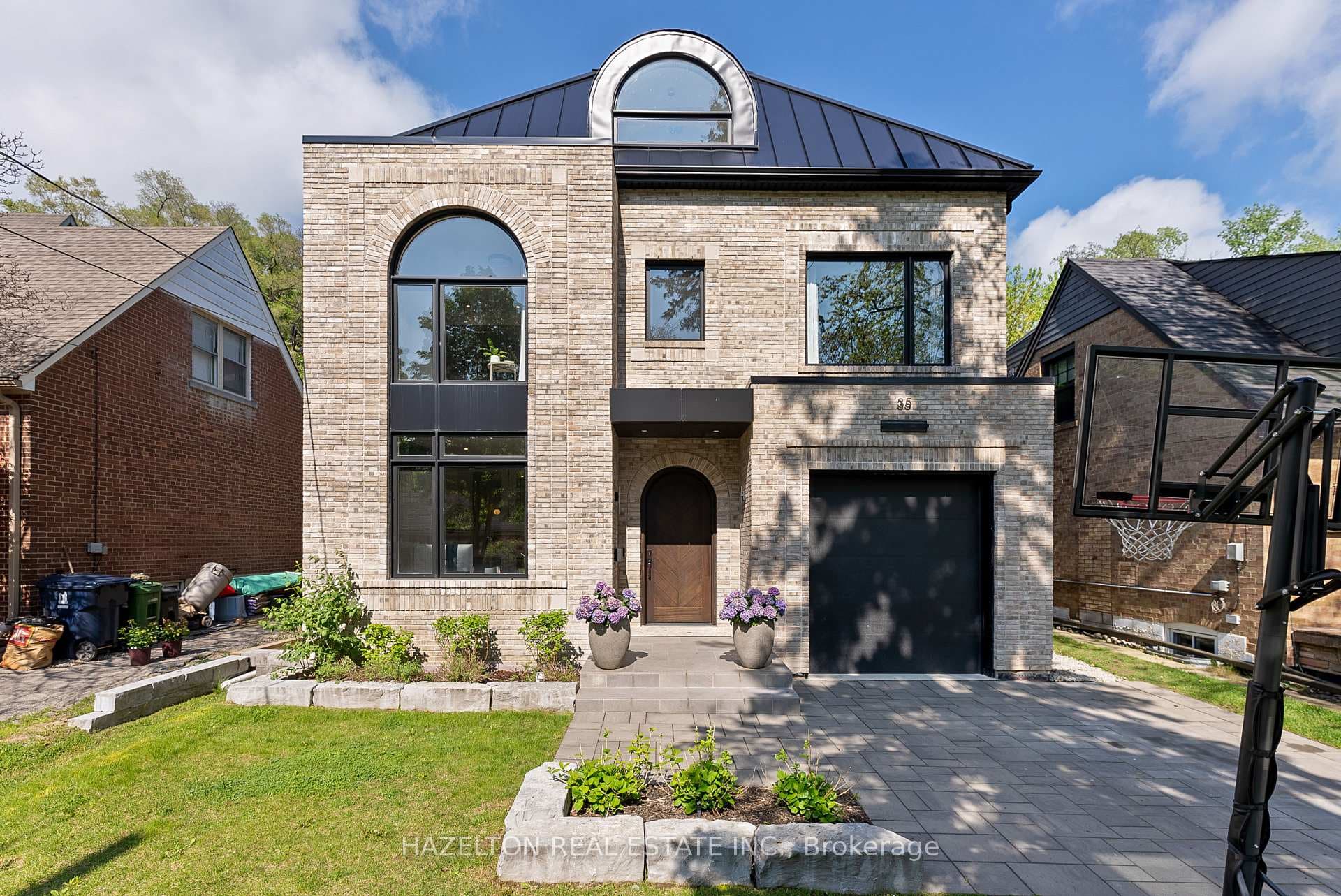 35 Worthington Cres.