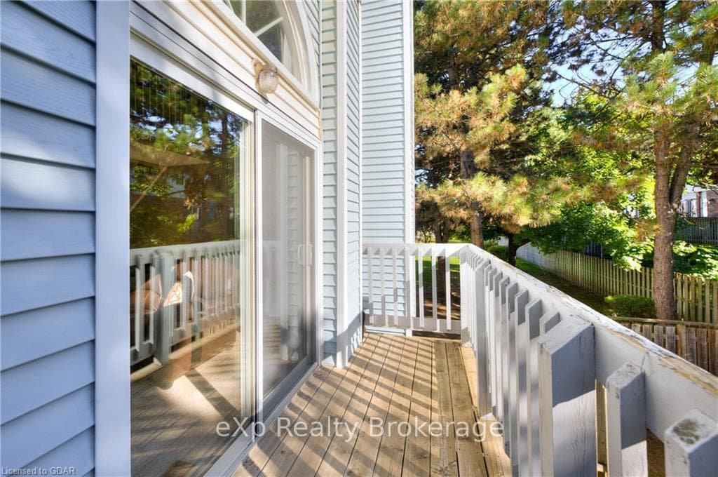 131 TRAYNOR Avenue Unit 17 photo 25