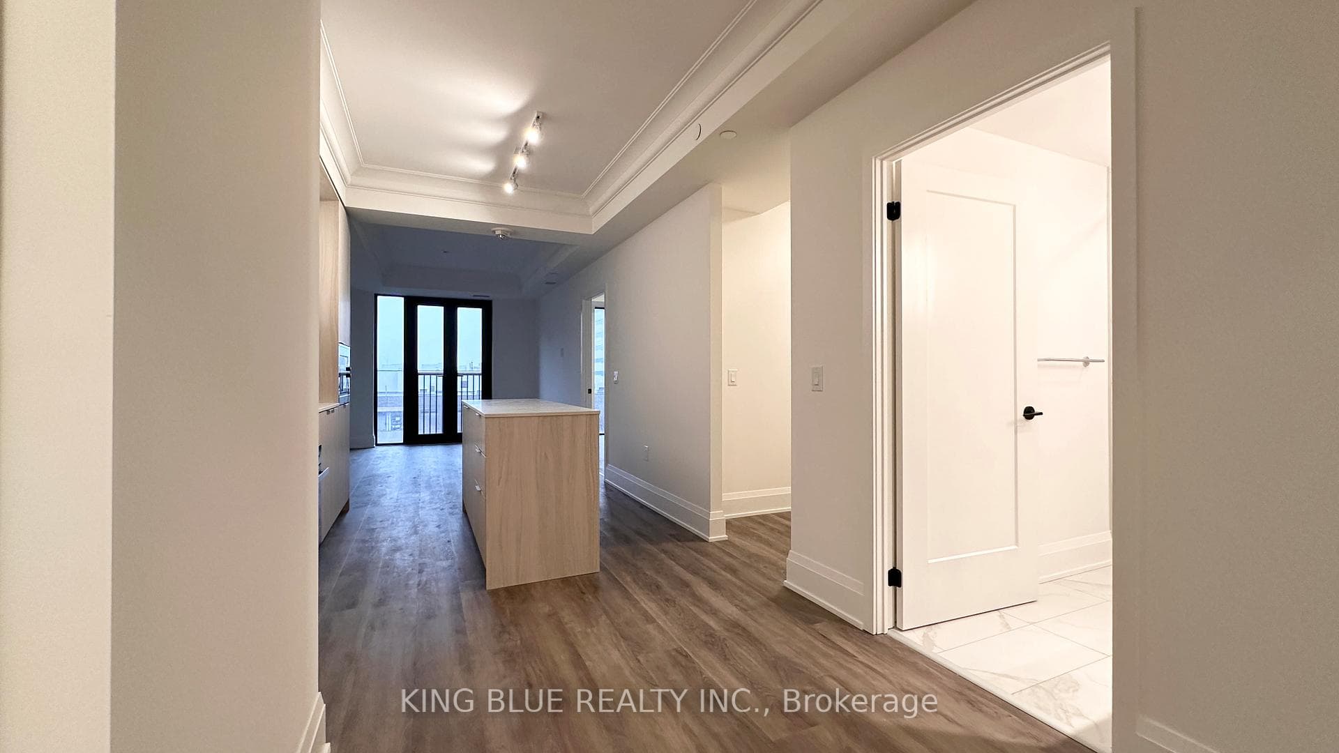 123 Portland Street Unit 701 photo 5