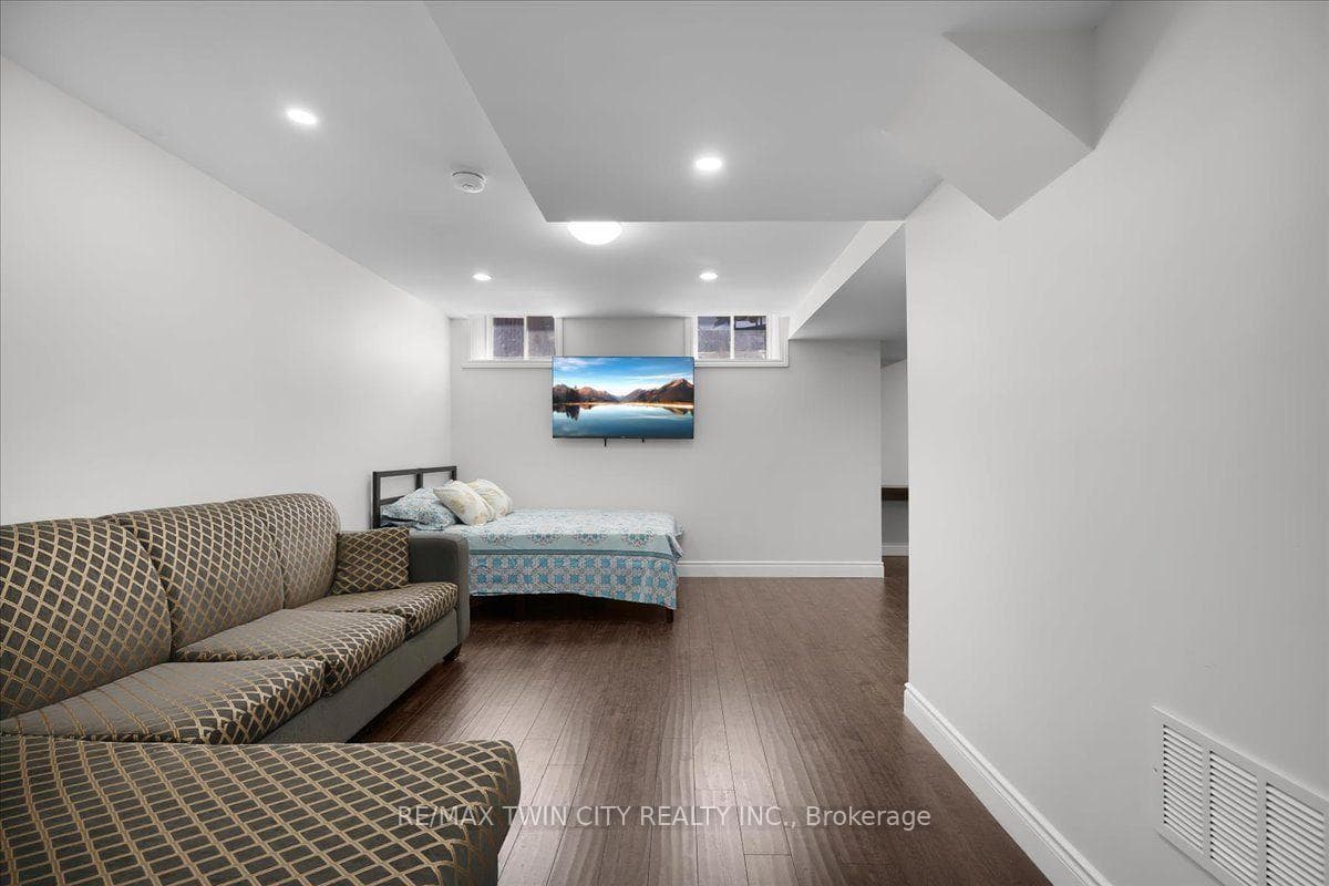 655 Murray Meadows Place photo 34