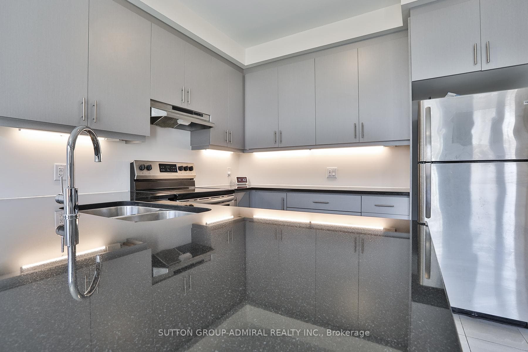 22 Dawn Blossom Drive photo 12