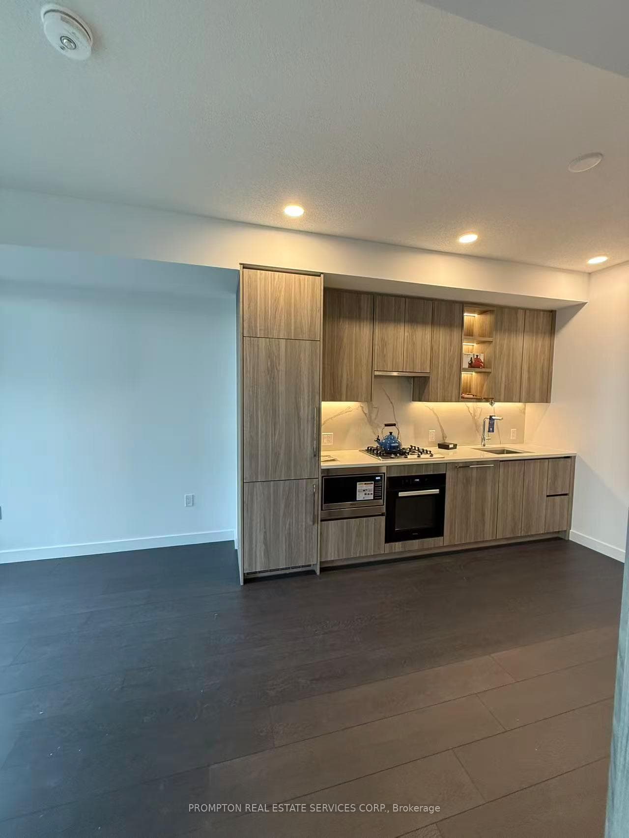 18 Esther Shiner Boulevard Unit 1212 photo 24