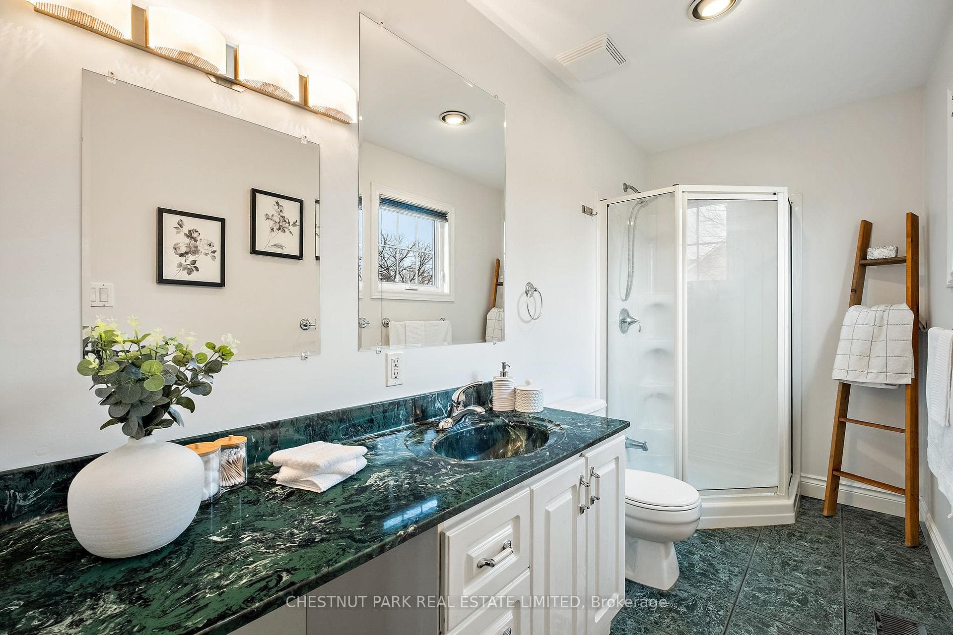 283 Perrin Avenue photo 13